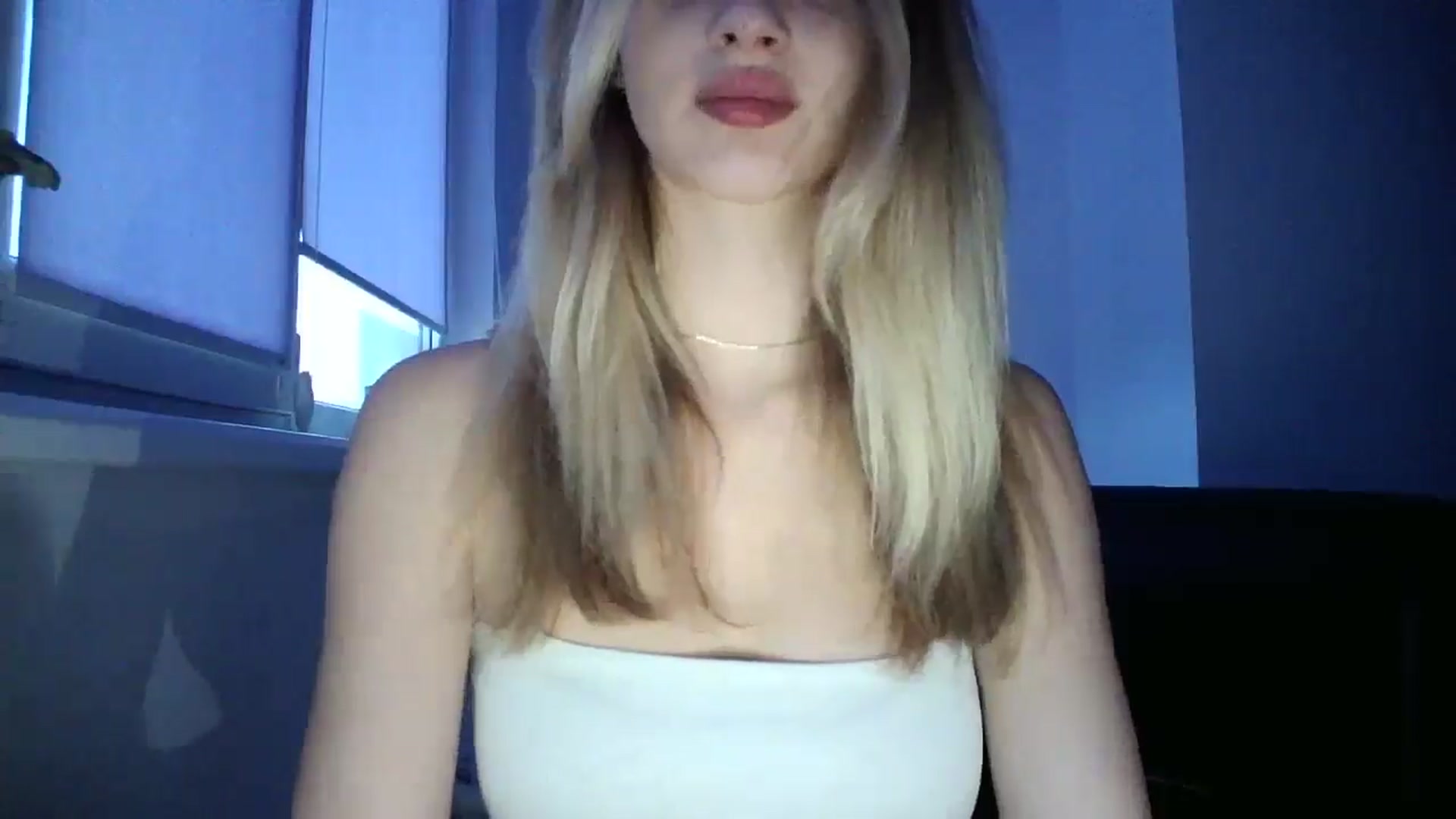 Gallery image thumbnail from MaryyCo's myfreecams stream on, 05/09/2025, 17:11 image 15 of 20