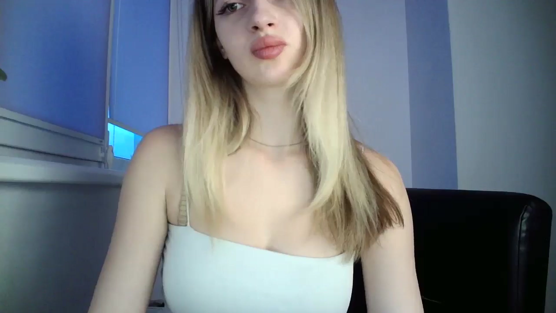 Gallery image thumbnail from MaryyCo's myfreecams stream on, 05/11/2025, 17:32 image 6 of 20