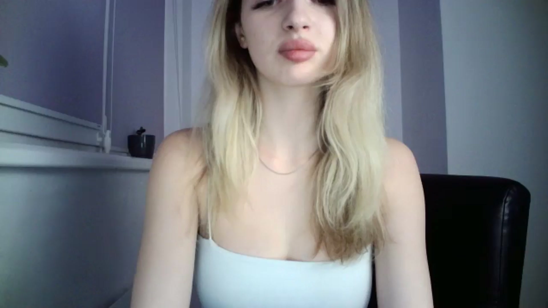 Gallery image thumbnail from MaryyCo's myfreecams stream on, 05/12/2025, 24:18 image 1 of 20