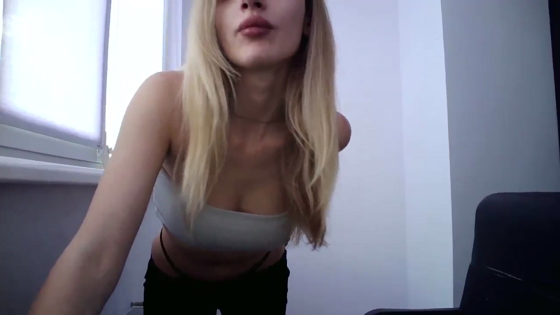 Gallery image thumbnail from MaryyCo's myfreecams stream on, 05/14/2025, 15:39 image 2 of 20
