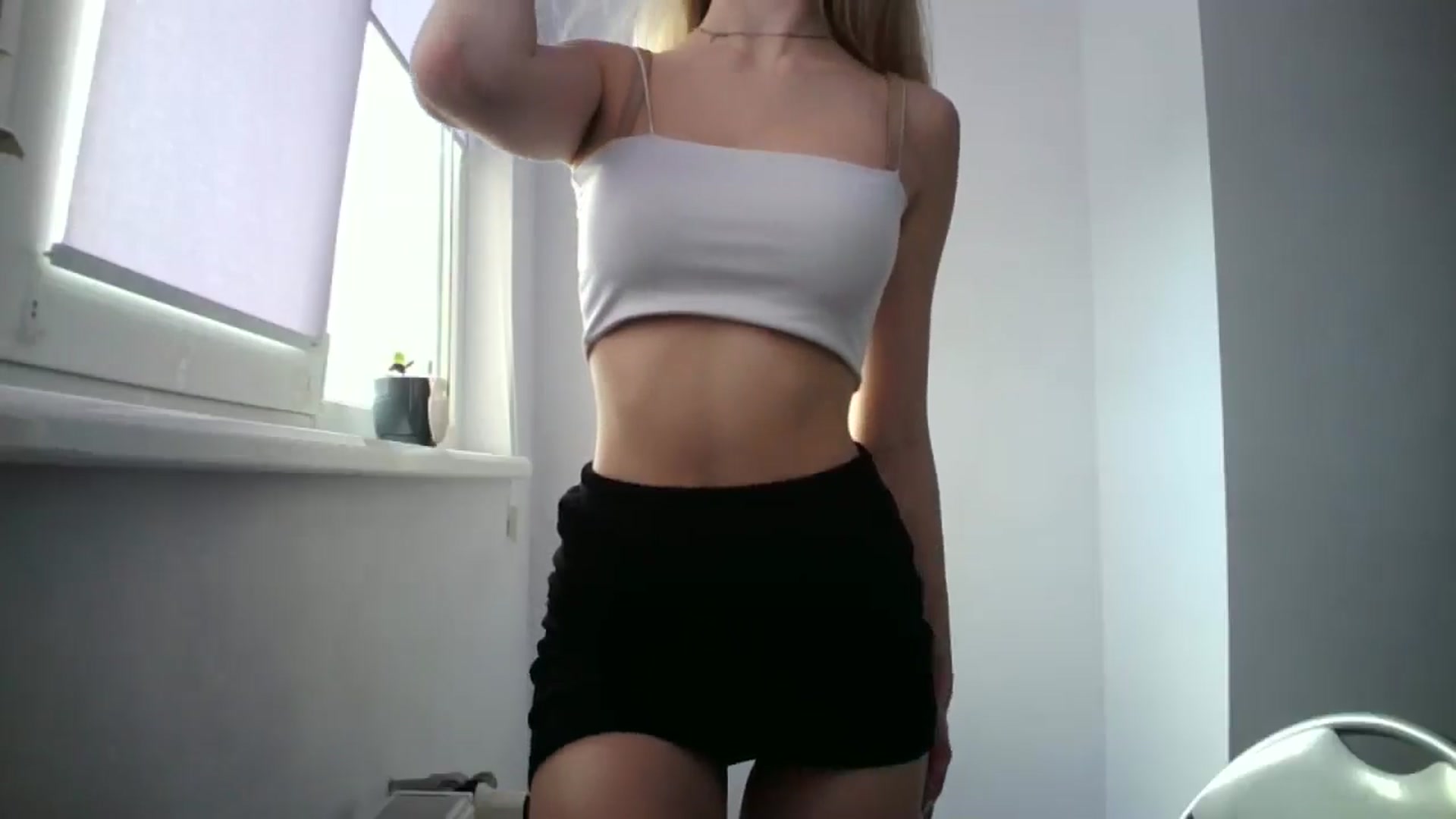 Gallery image thumbnail from MaryyCo's myfreecams stream on, 05/24/2025, 14:42 image 11 of 20