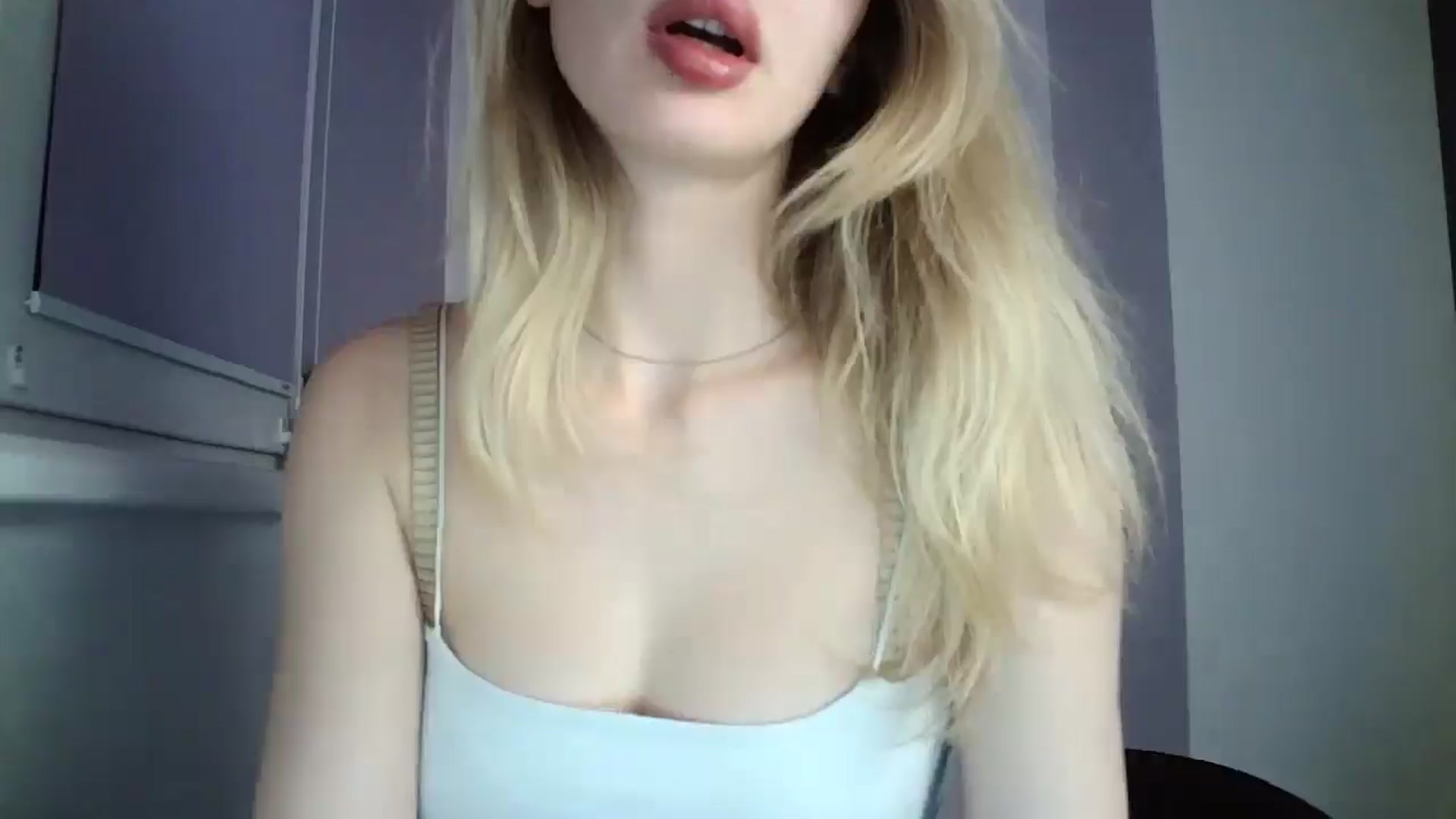 Gallery image thumbnail from MaryyCo's myfreecams stream on, 06/01/2025, 24:36 image 16 of 20