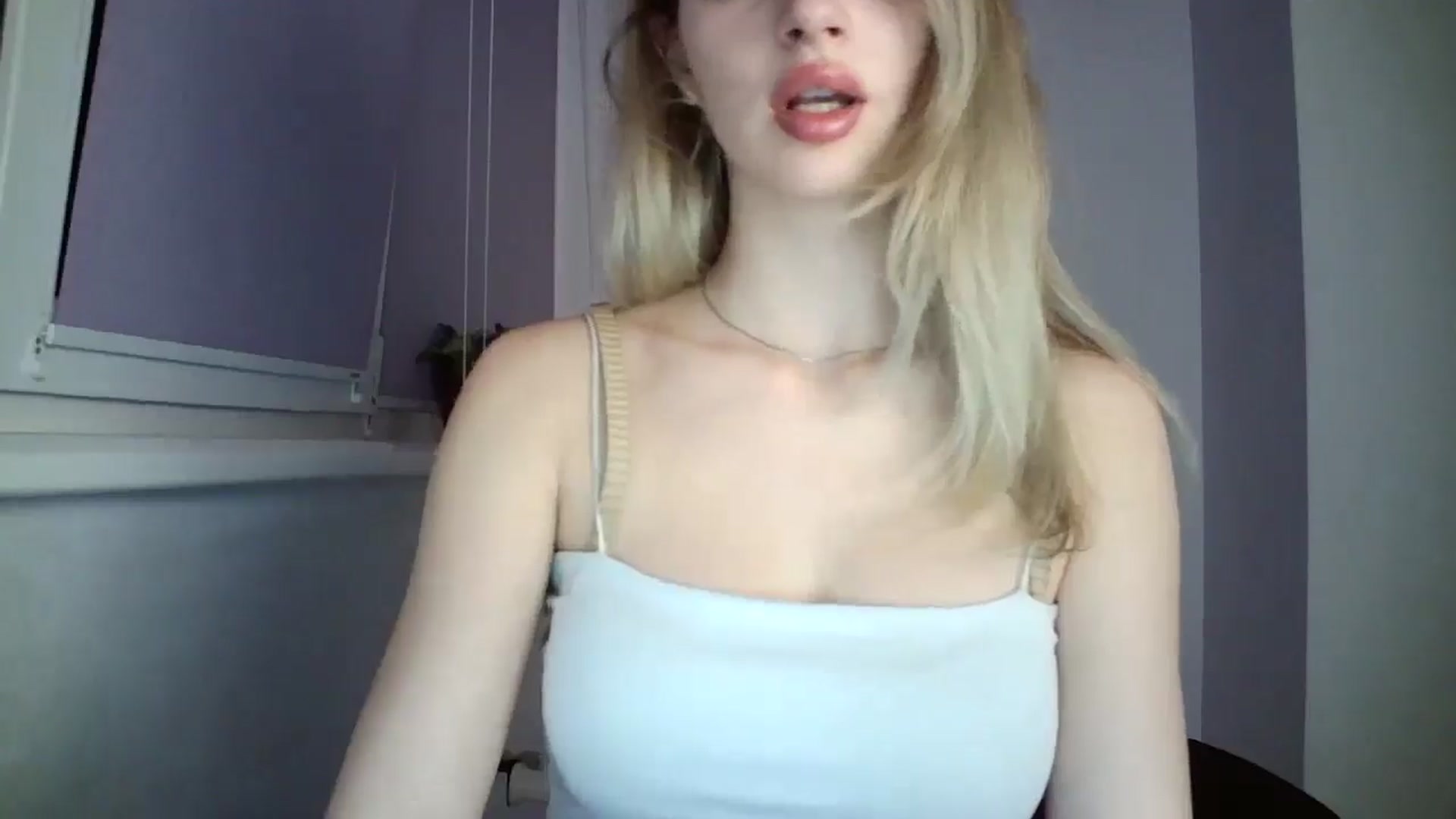 Gallery image thumbnail from MaryyCo's myfreecams stream on, 06/05/2025, 23:57 image 10 of 20