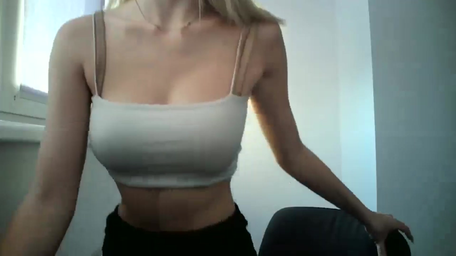 Gallery image thumbnail from MaryyCo's myfreecams stream on, 06/13/2025, 16:55 image 4 of 20