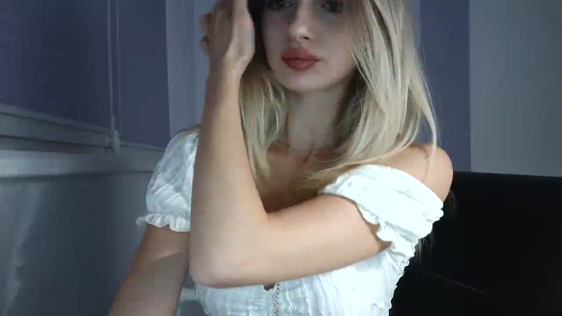 Gallery image thumbnail from MaryyCo's myfreecams stream on, 08/27/2025, 23:58 image 10 of 20