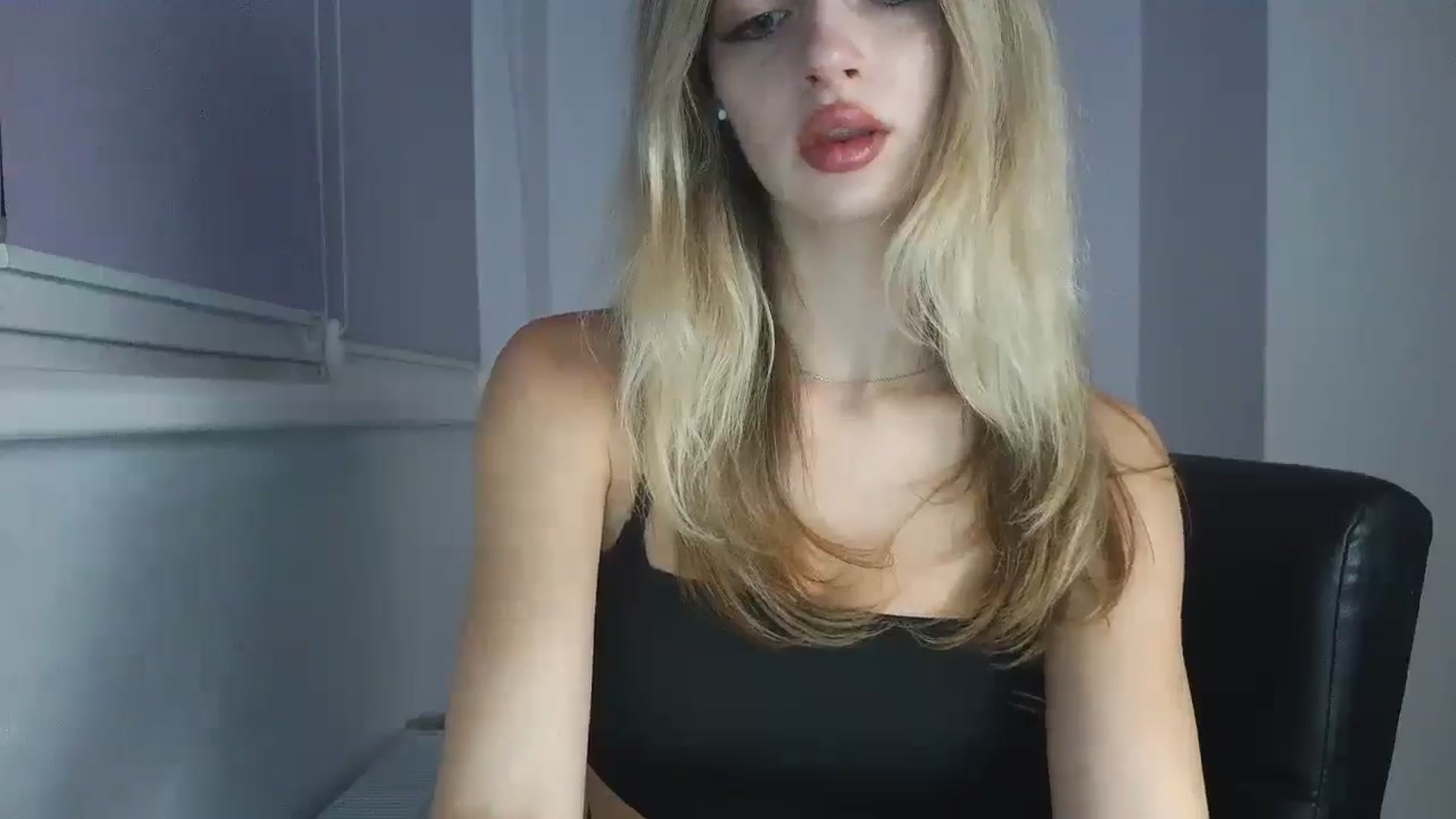 Gallery image thumbnail from MaryyCo's myfreecams stream on, 09/23/2025, 22:32 image 10 of 20