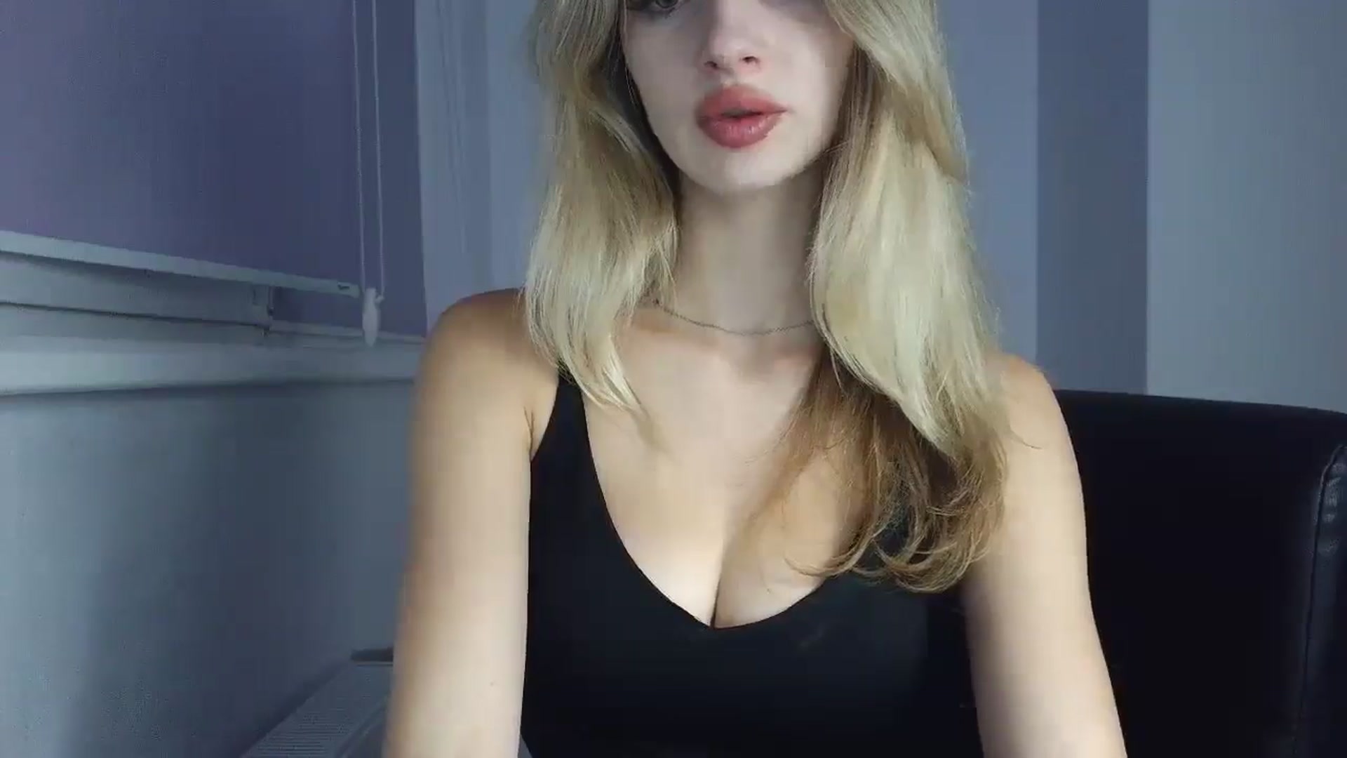 Gallery image thumbnail from MaryyCo's myfreecams stream on, 09/27/2025, 20:28 image 14 of 20