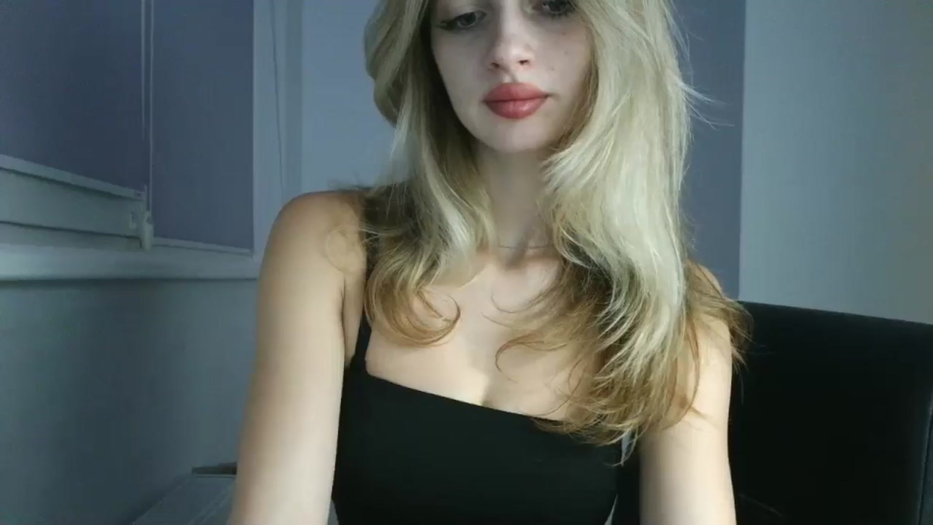 Gallery image thumbnail from MaryyCo's myfreecams stream on, 10/09/2025, 23:35 image 9 of 20