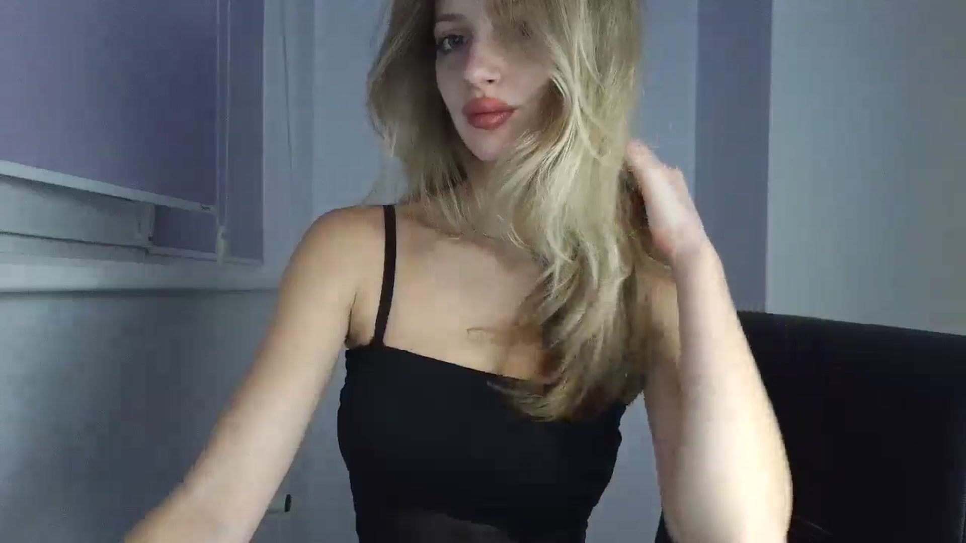 Gallery image thumbnail from MaryyCo's myfreecams stream on, 10/09/2025, 23:35 image 2 of 20