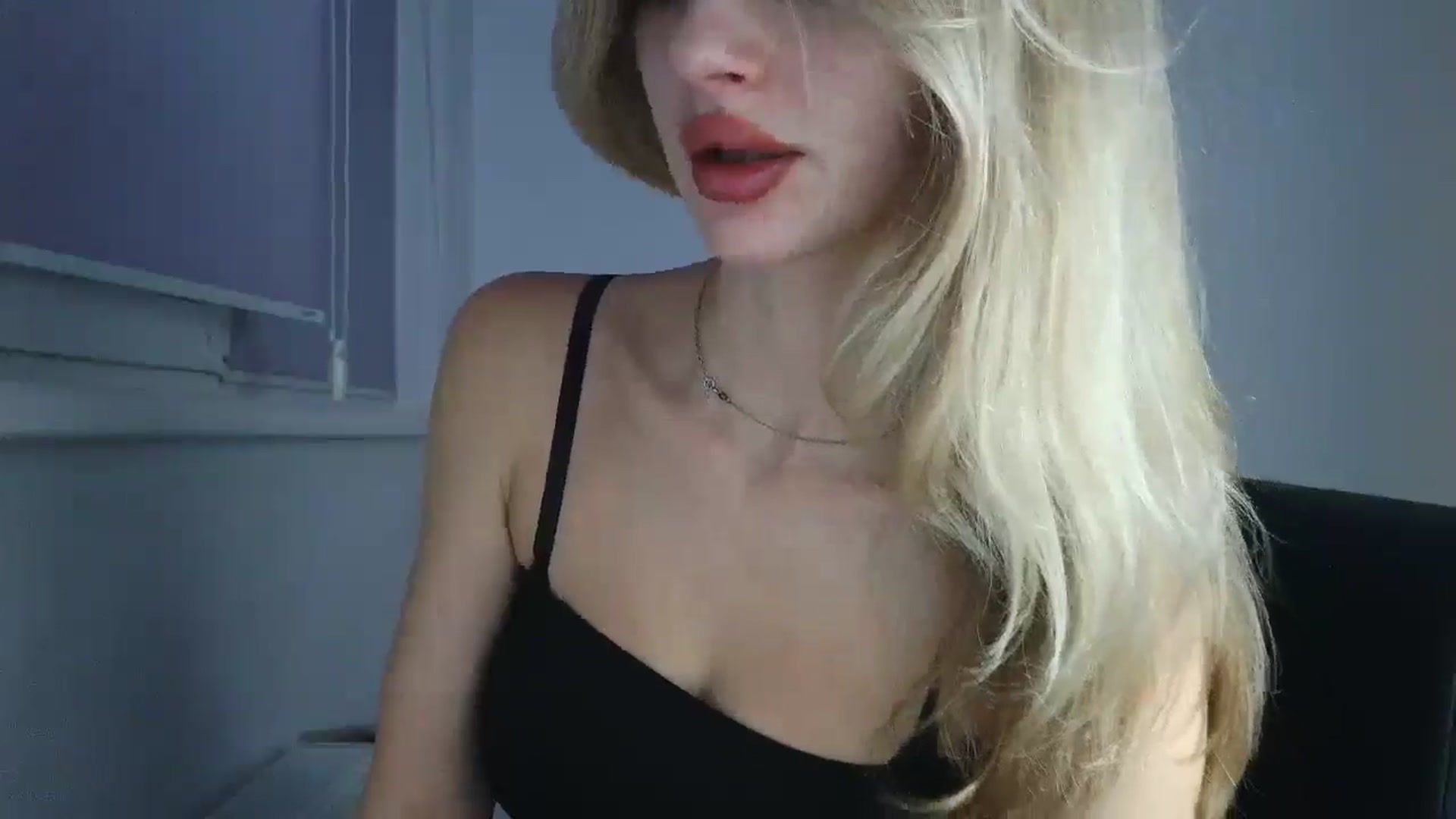 Gallery image thumbnail from MaryyCo's myfreecams stream on, 10/09/2025, 23:35 image 5 of 20