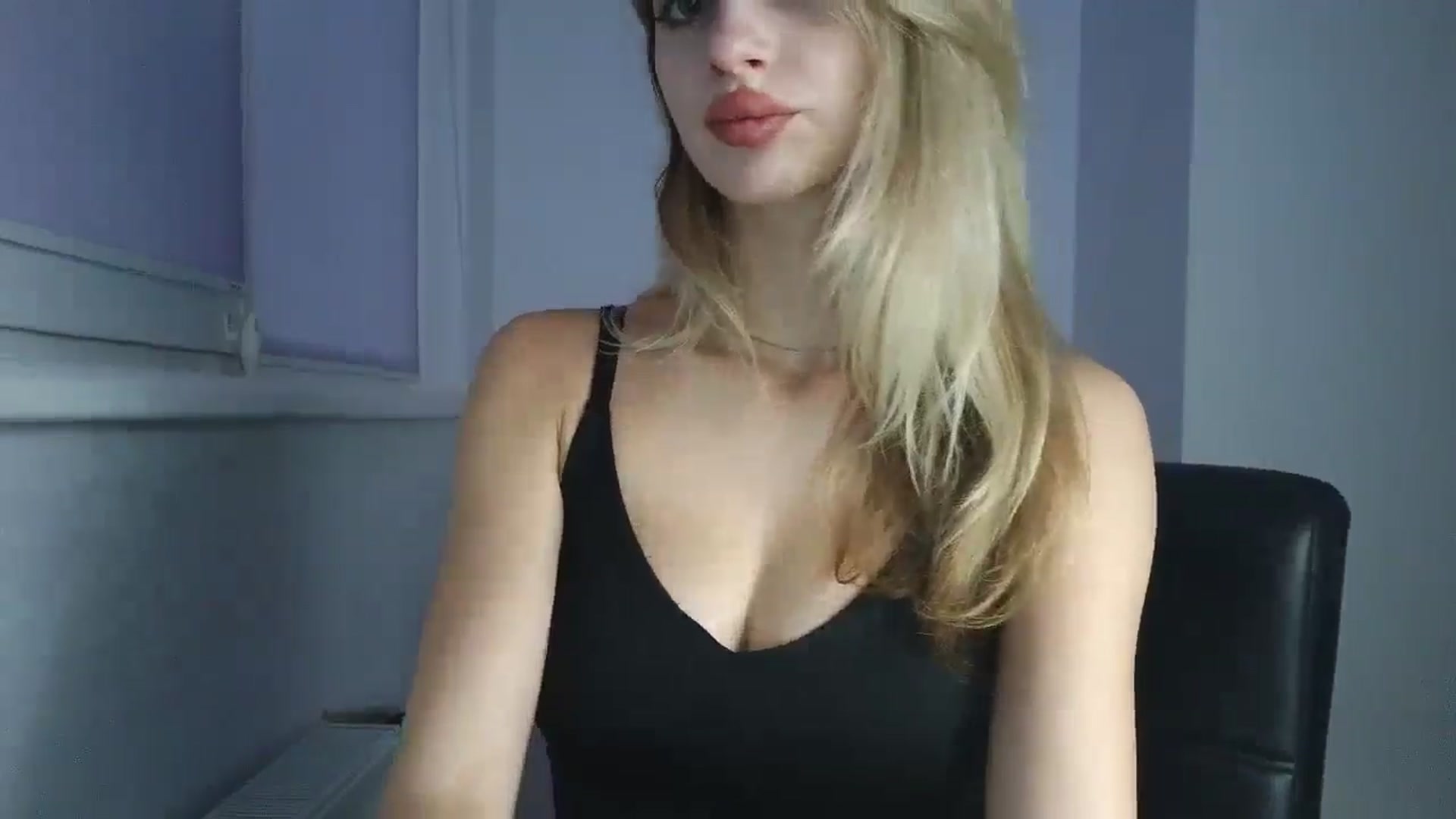 Gallery image thumbnail from MaryyCo's myfreecams stream on, 10/12/2025, 15:55 image 6 of 20