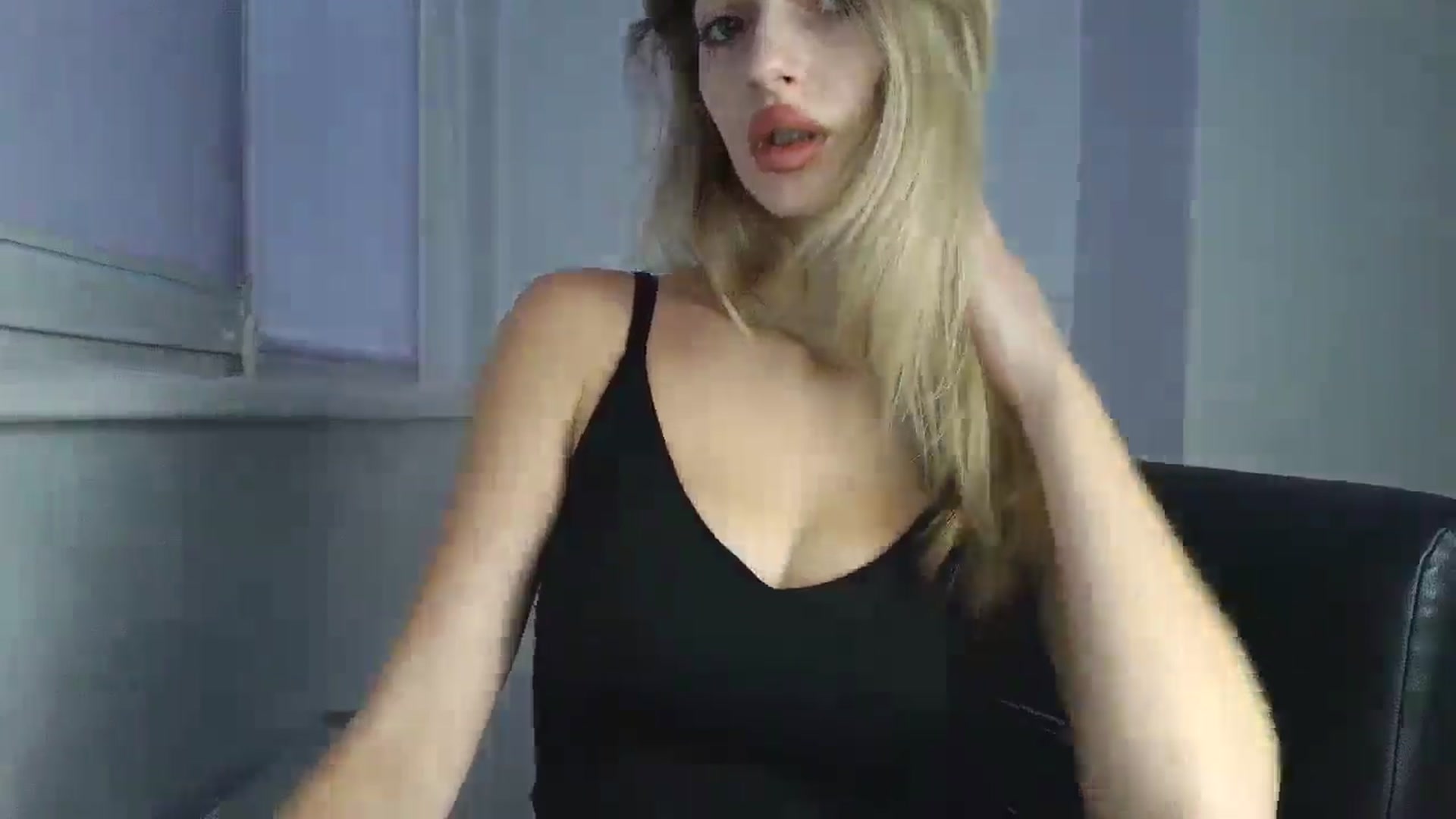 Gallery image thumbnail from MaryyCo's myfreecams stream on, 10/12/2025, 15:55 image 2 of 20