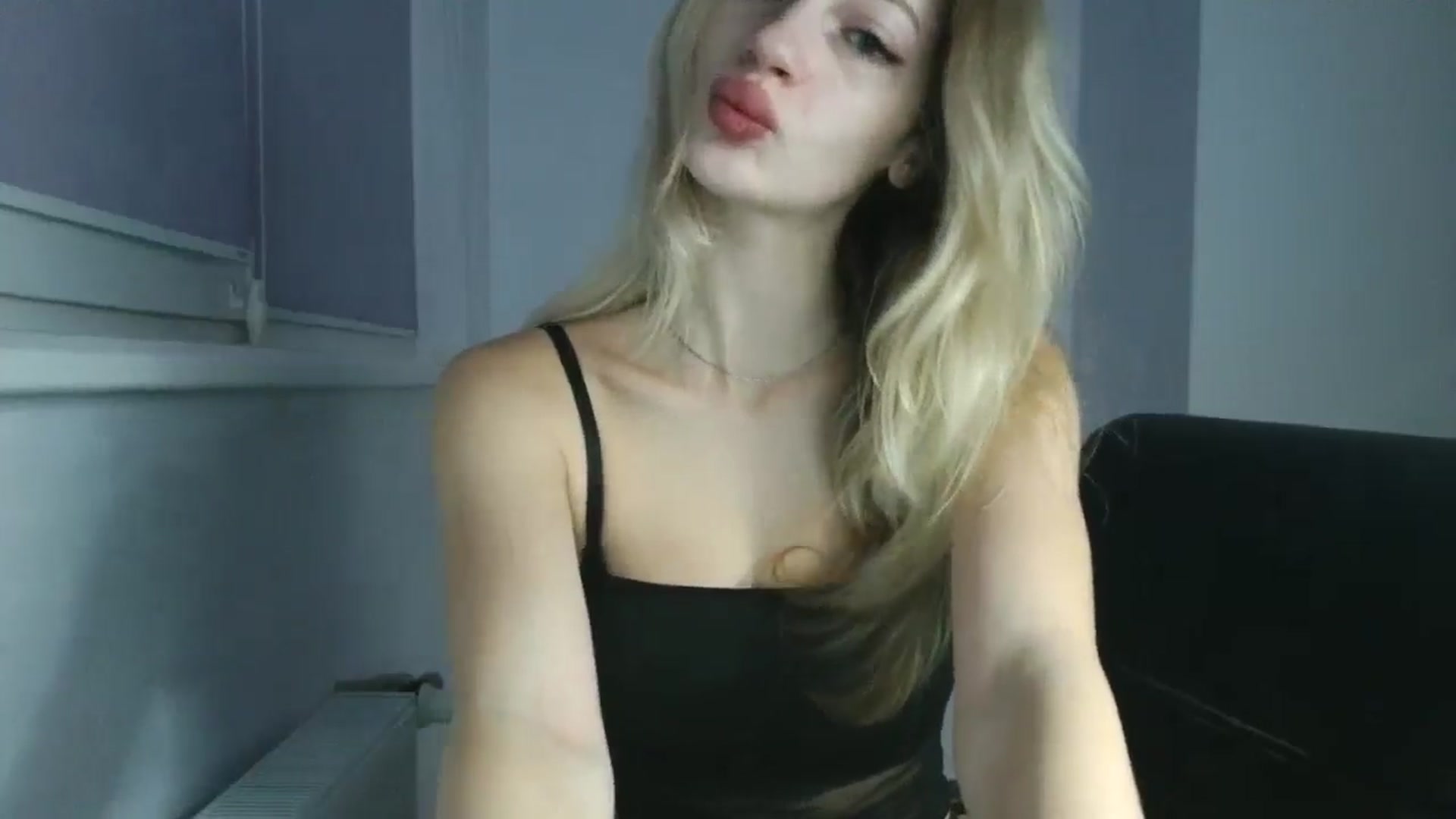 Gallery image thumbnail from MaryyCo's myfreecams stream on, 10/24/2025, 19:12 image 20 of 20
