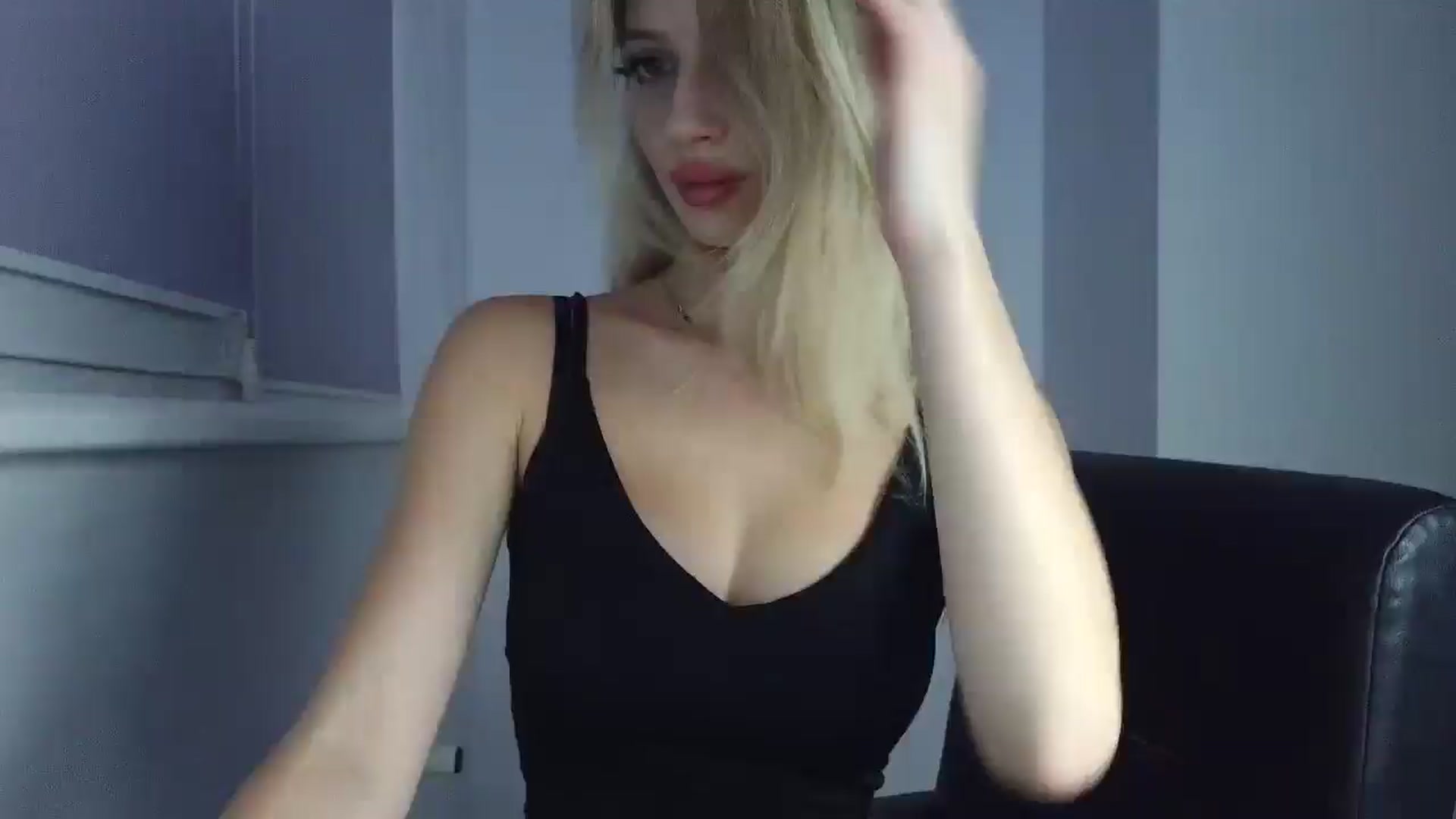 Gallery image thumbnail from MaryyCo's myfreecams stream on, 10/29/2025, 23:59 image 7 of 20