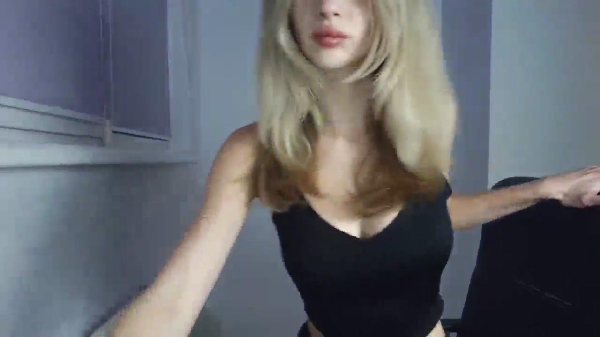 Gallery image thumbnail from MaryyCo's myfreecams stream on, 11/06/2025, 24:31 image 5 of 20
