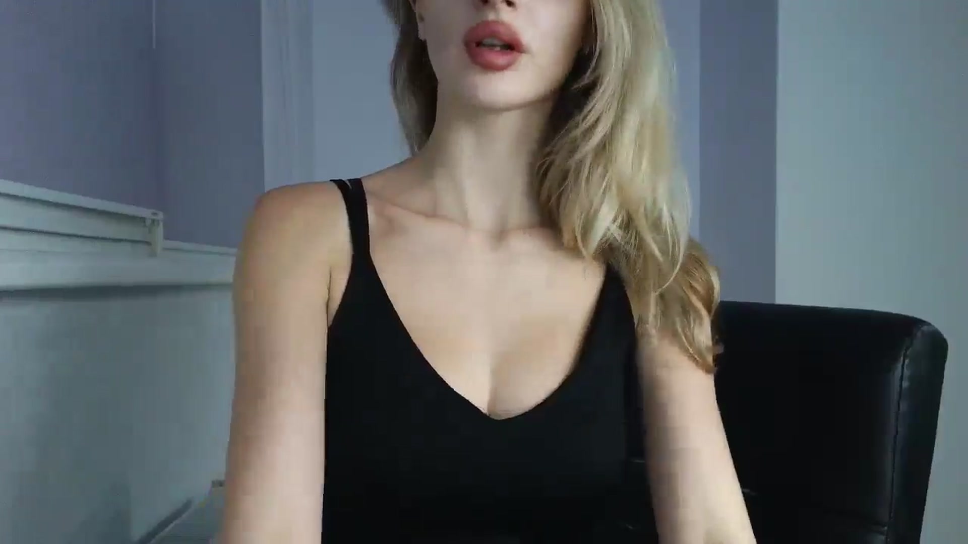 Gallery image thumbnail from MaryyCo's myfreecams stream on, 11/08/2025, 15:36 image 18 of 20