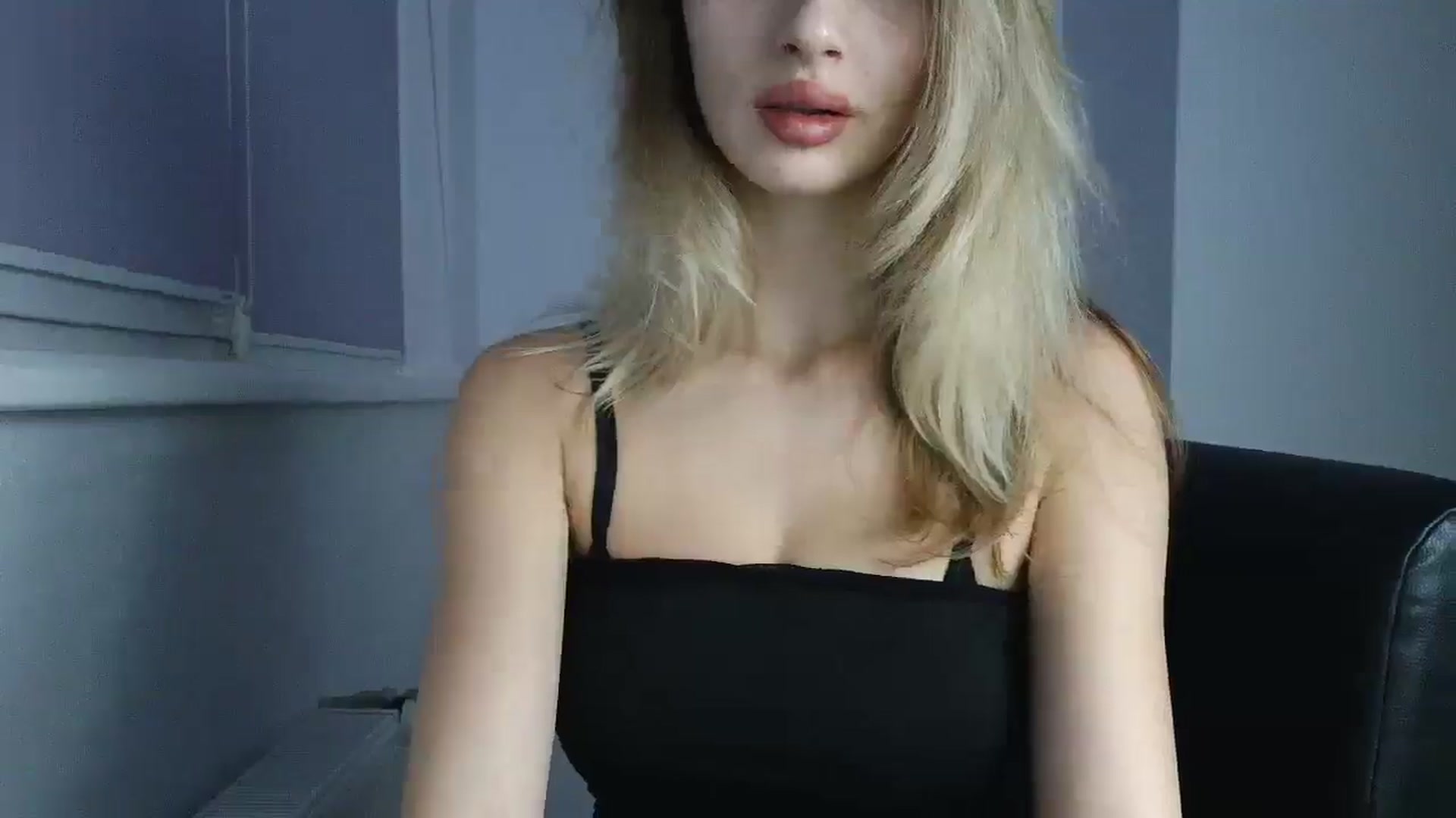 Gallery image thumbnail from MaryyCo's myfreecams stream on, 11/09/2025, 15:55 image 15 of 20