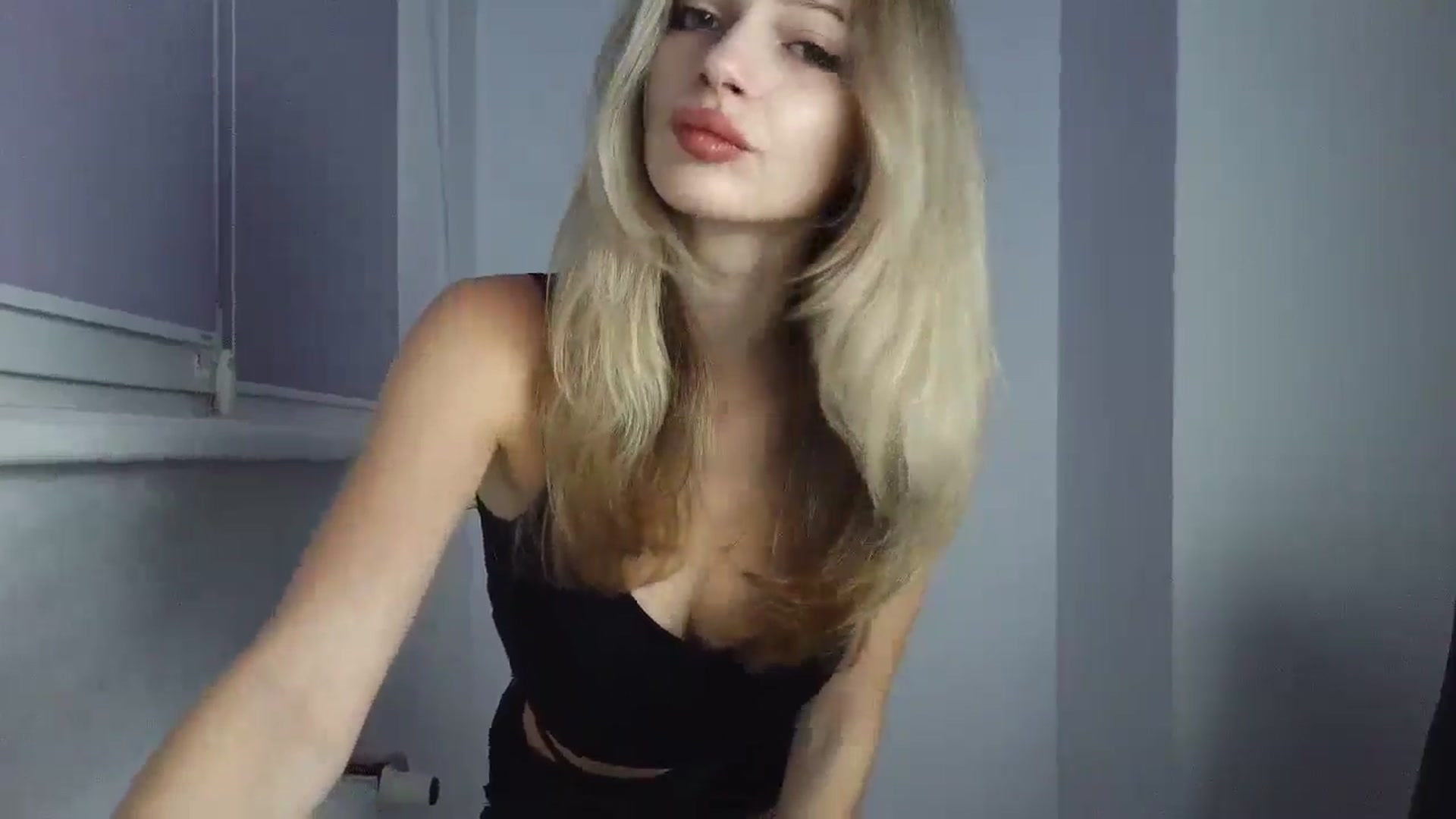 Gallery image thumbnail from MaryyCo's myfreecams stream on, 11/10/2025, 22:25 image 2 of 20