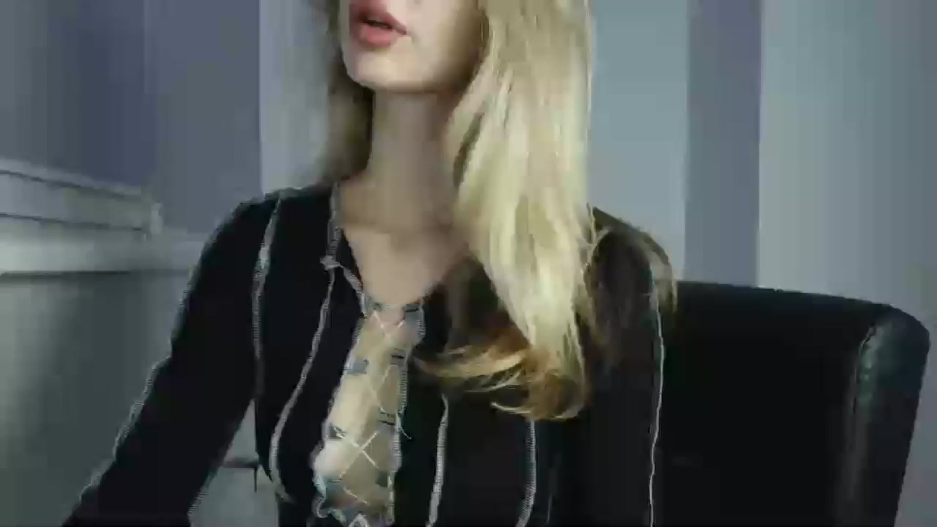 Gallery image thumbnail from MaryyCo's myfreecams stream on, 11/11/2025, 20:51 image 16 of 20