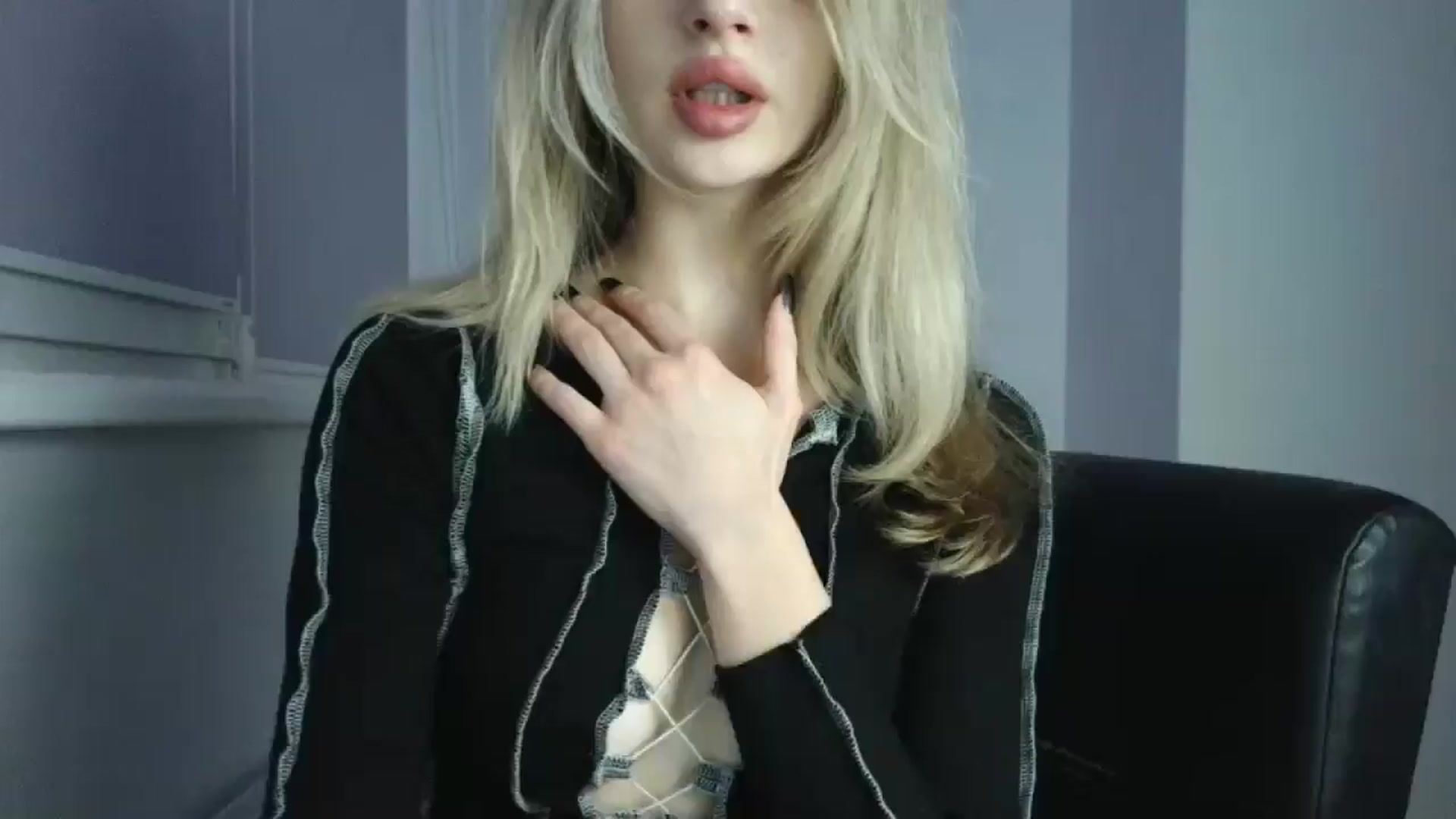 Gallery image thumbnail from MaryyCo's myfreecams stream on, 11/11/2025, 20:51 image 7 of 20