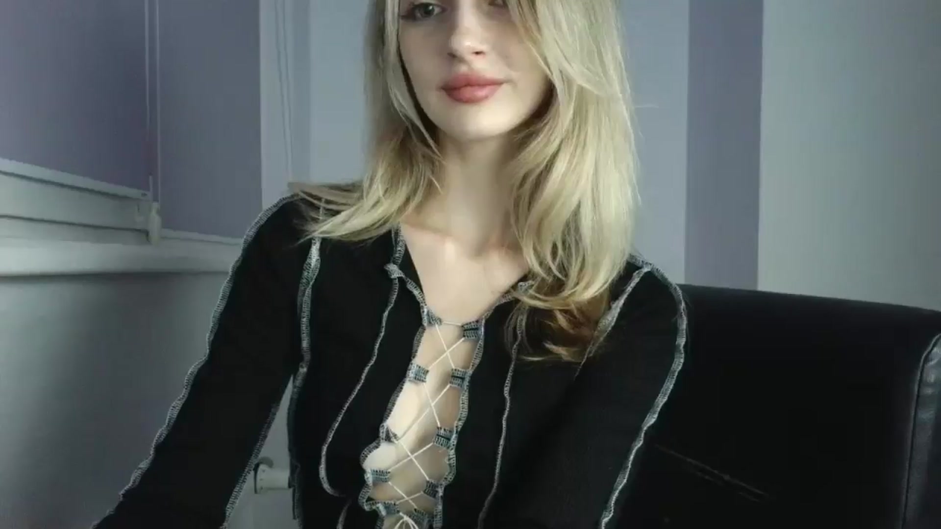 Gallery image thumbnail from MaryyCo's myfreecams stream on, 11/11/2025, 20:51 image 10 of 20