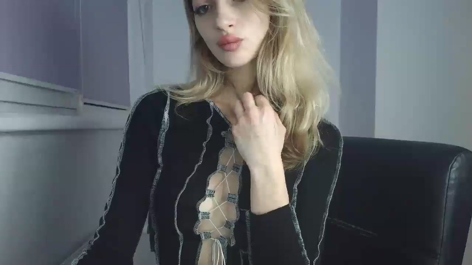Gallery image thumbnail from MaryyCo's myfreecams stream on, 11/17/2025, 23:47 image 10 of 20