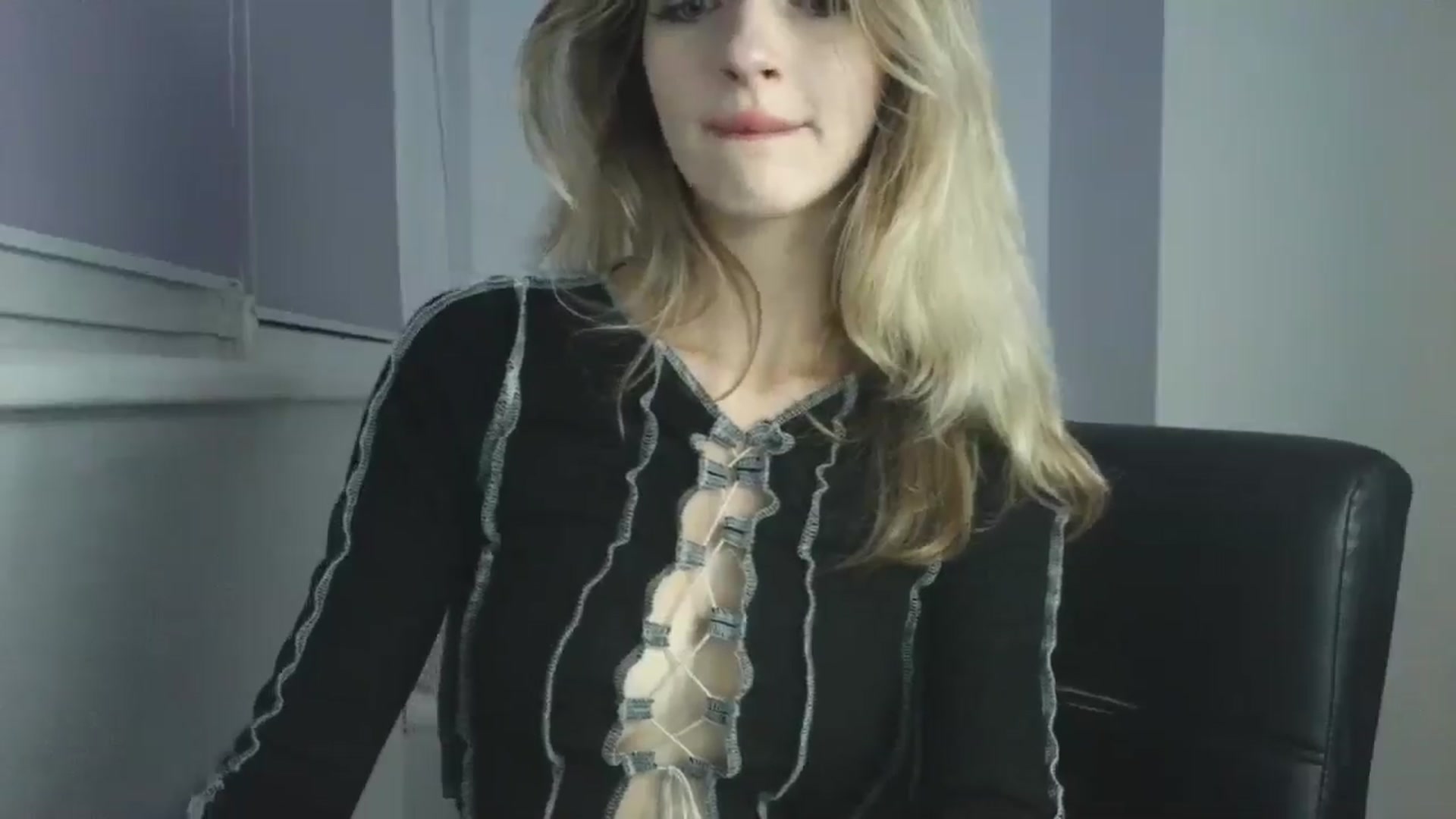 Gallery image thumbnail from MaryyCo's myfreecams stream on, 11/17/2025, 23:47 image 15 of 20