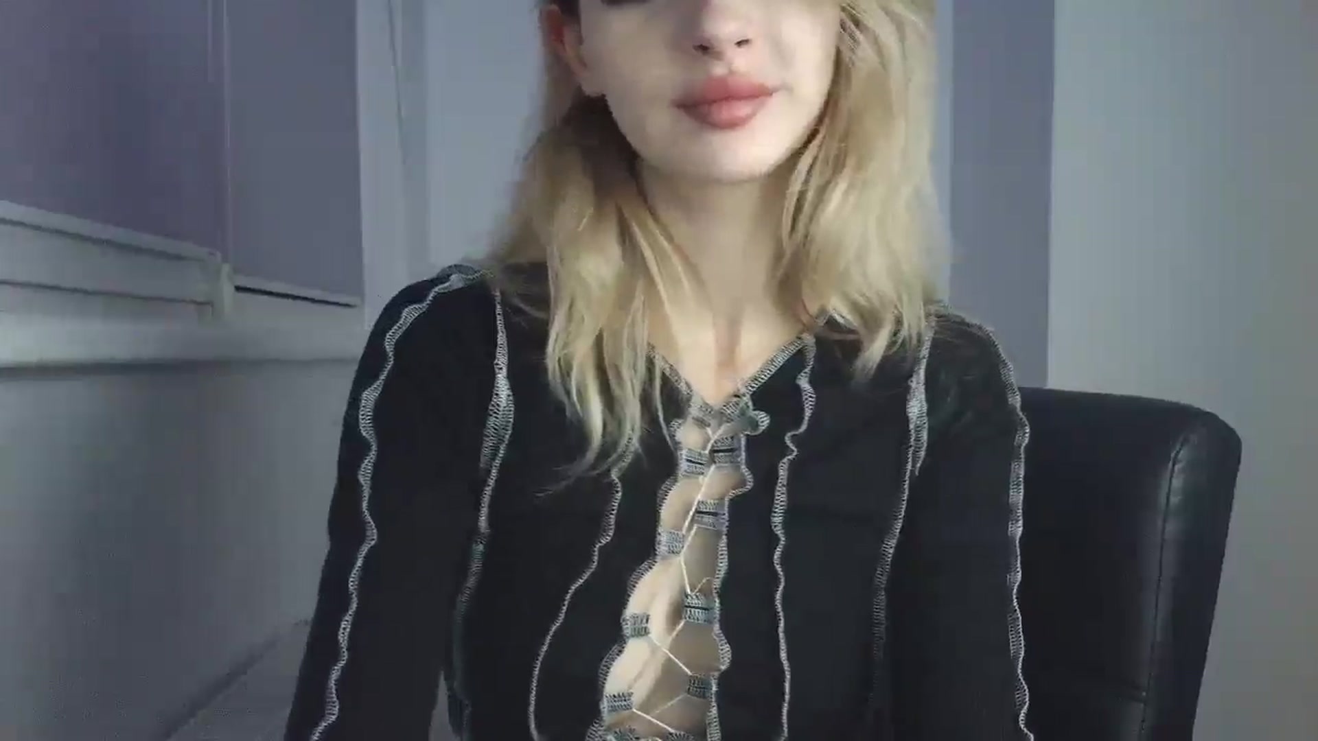 Gallery image thumbnail from MaryyCo's myfreecams stream on, 11/17/2025, 23:47 image 6 of 20