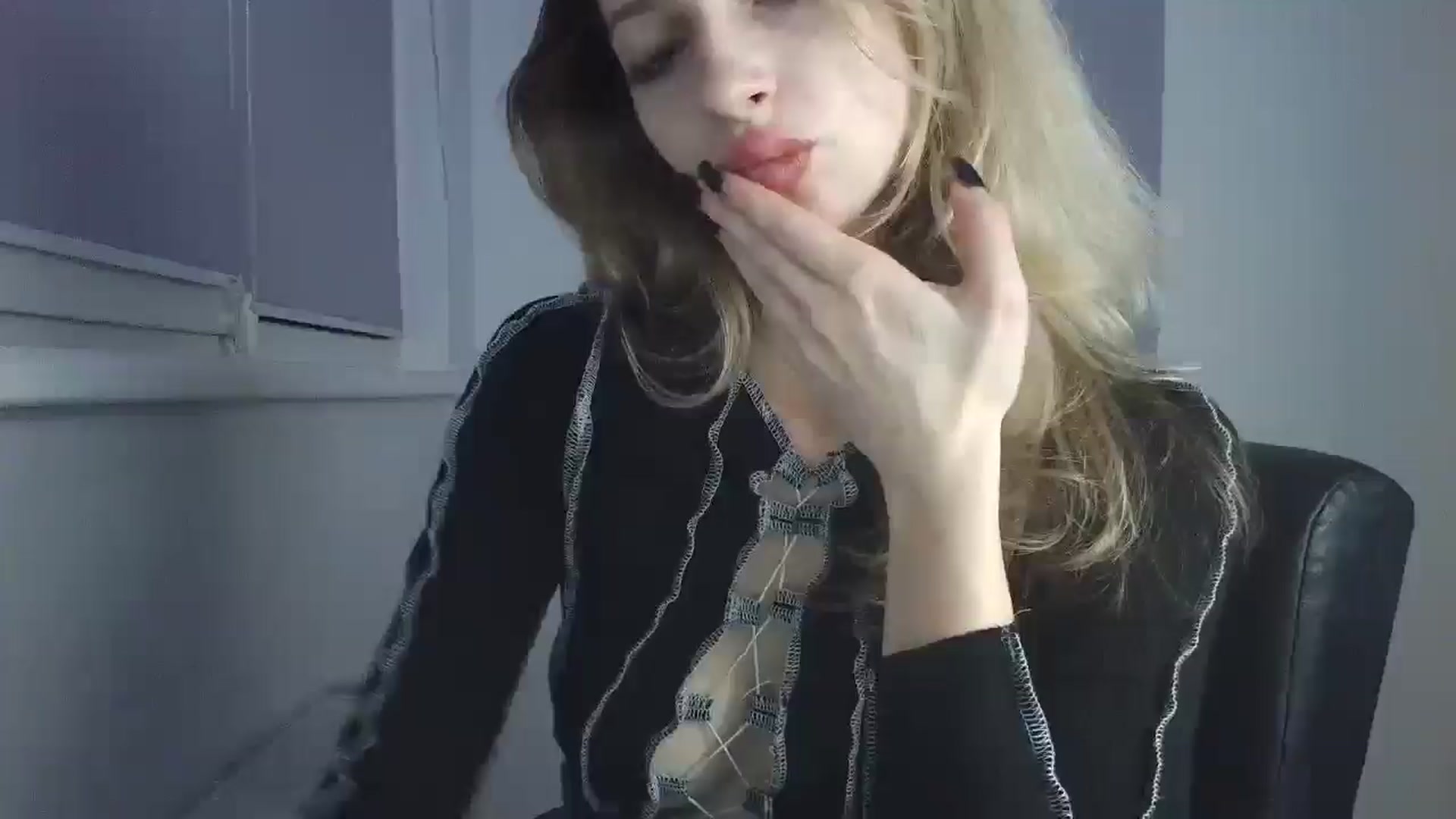 Gallery image thumbnail from MaryyCo's myfreecams stream on, 11/17/2025, 23:47 image 1 of 20
