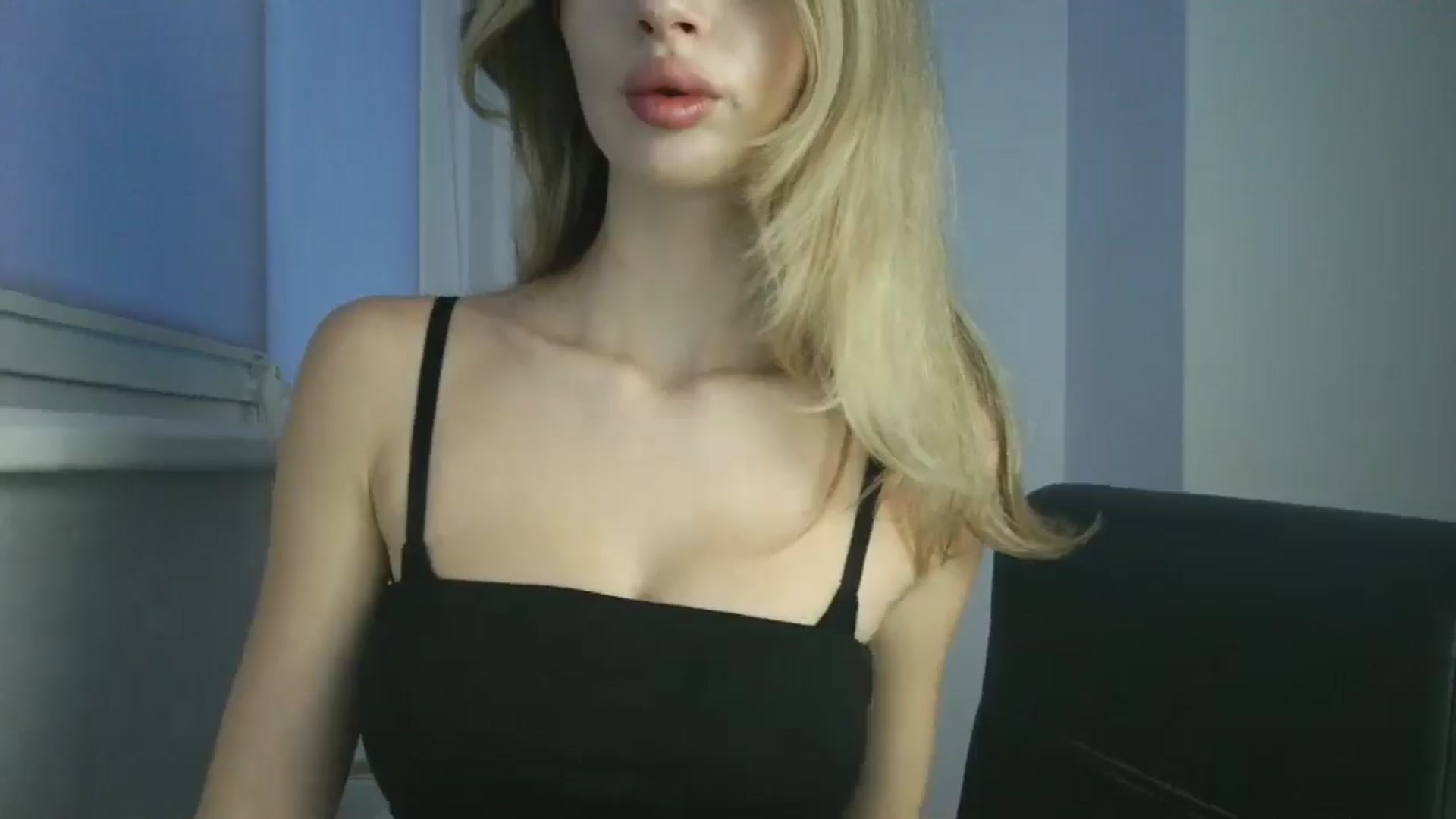 Gallery image thumbnail from MaryyCo's myfreecams stream on, 11/23/2025, 14:33 image 8 of 20