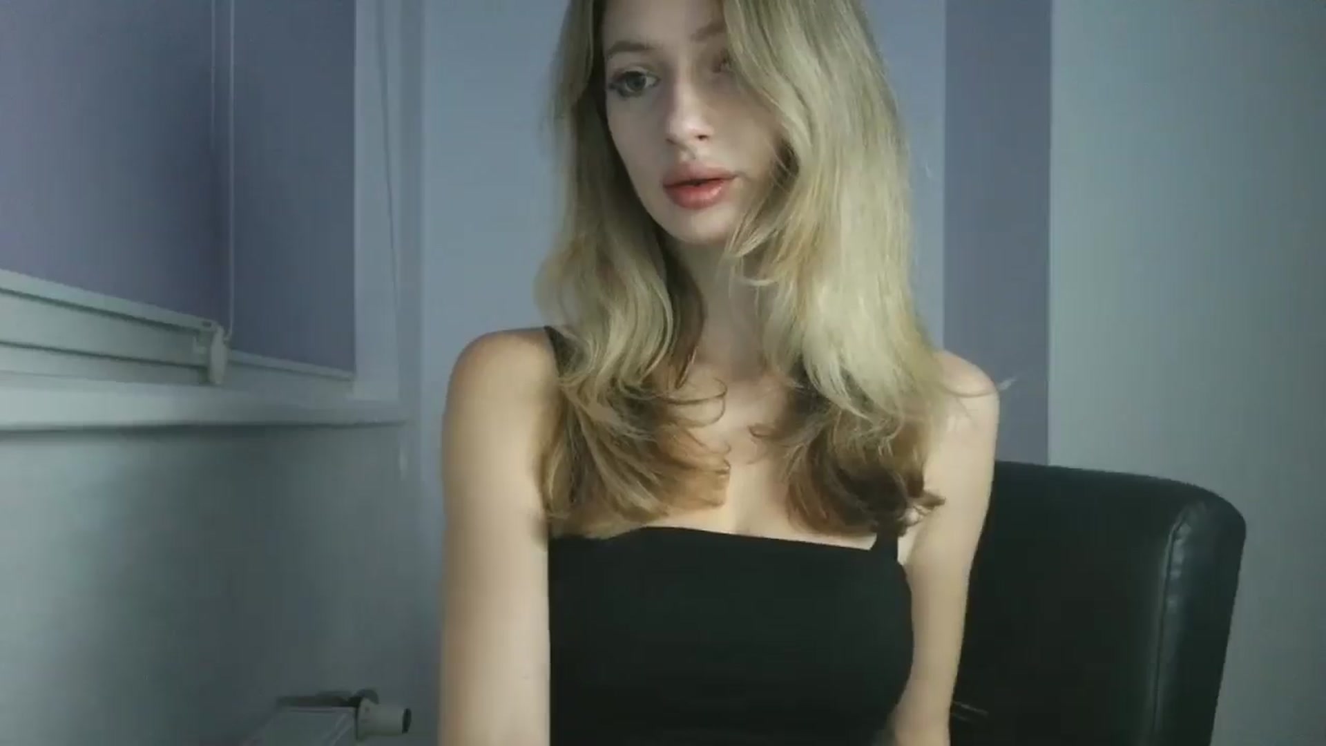 Gallery image thumbnail from MaryyCo's myfreecams stream on, 11/23/2025, 14:51 image 18 of 20