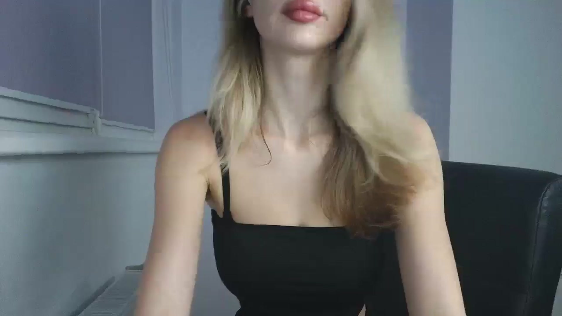 Gallery image thumbnail from MaryyCo's myfreecams stream on, 11/25/2025, 15:59 image 9 of 20