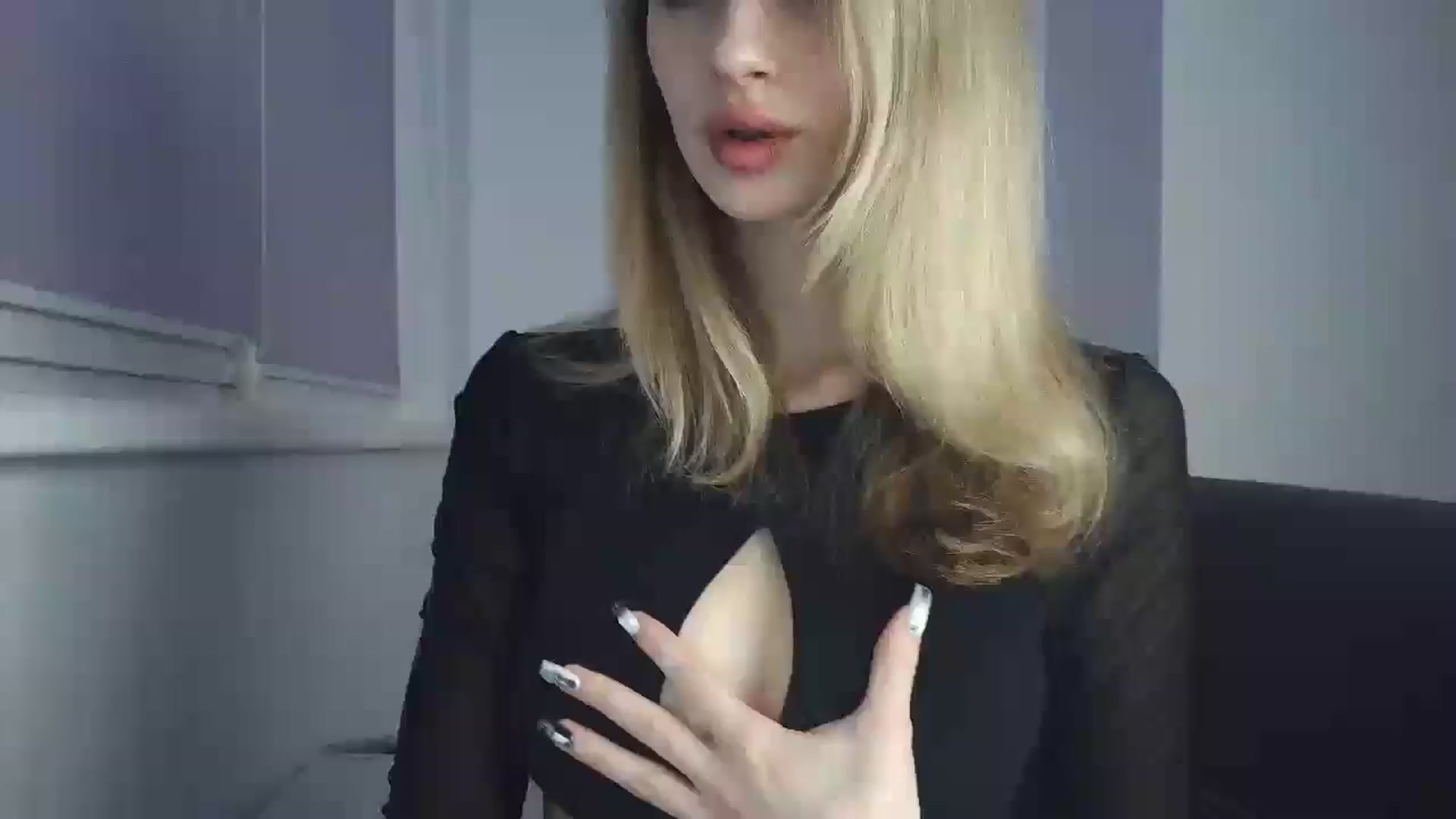 Gallery image thumbnail from MaryyCo's myfreecams stream on, 11/25/2025, 18:18 image 3 of 20