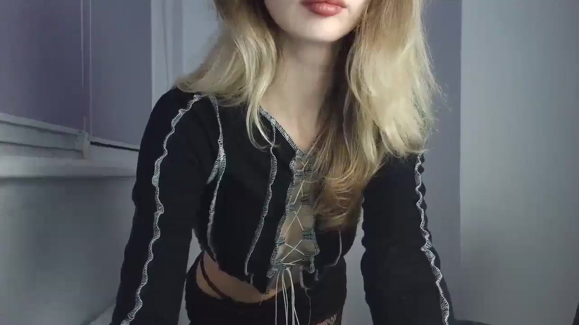 Gallery image thumbnail from MaryyCo's myfreecams stream on, 11/28/2025, 24:37 image 12 of 20