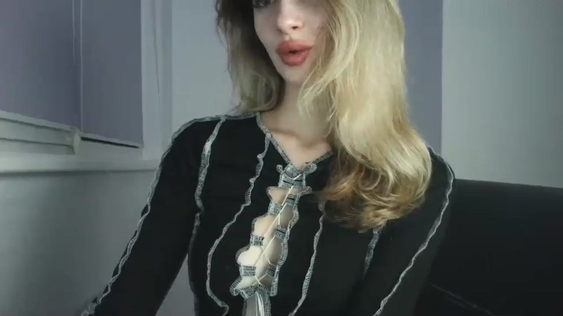 Gallery image thumbnail from MaryyCo's myfreecams stream on, 11/28/2025, 01:06 image 16 of 20