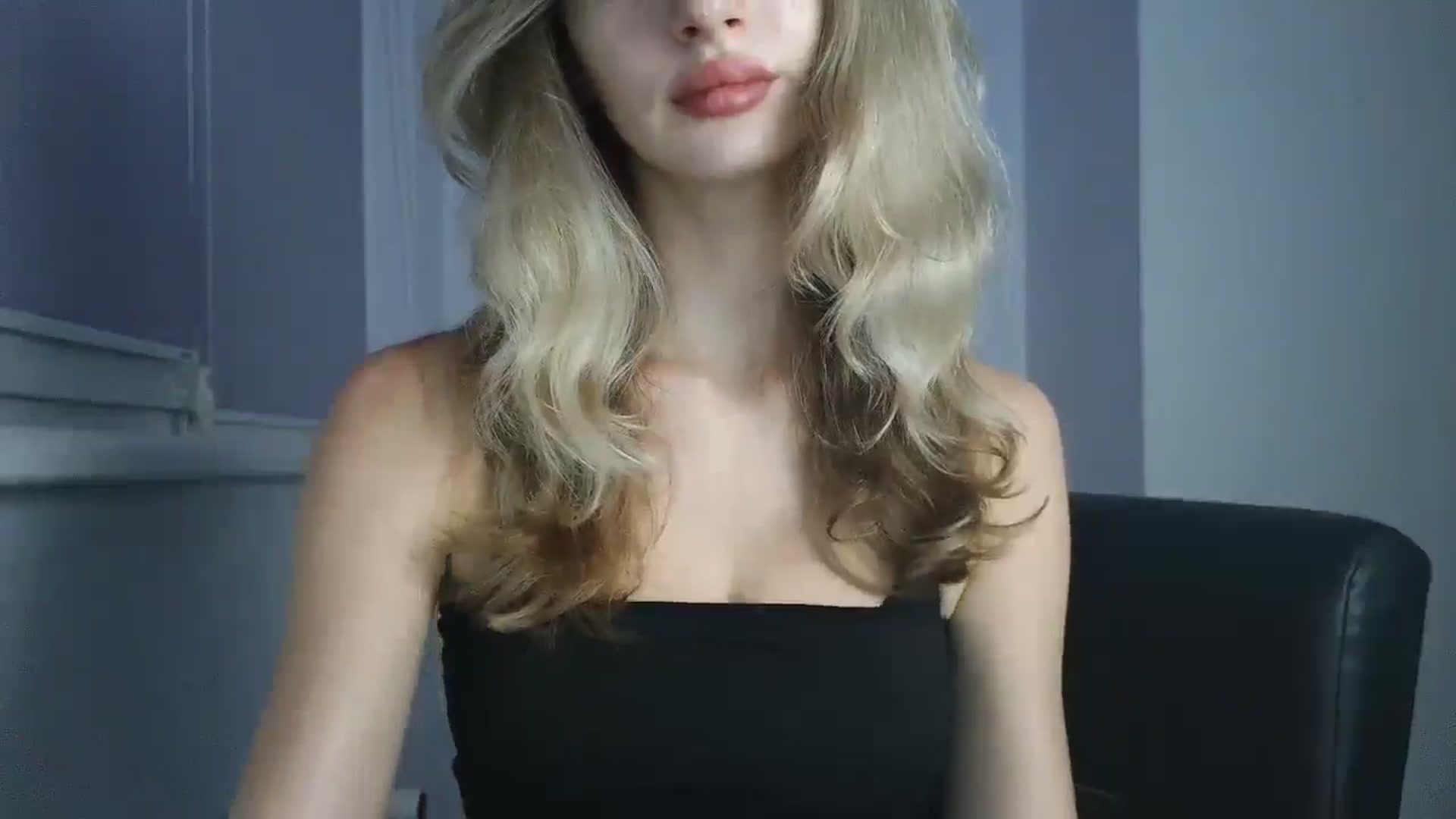 Gallery image thumbnail from MaryyCo's myfreecams stream on, 12/01/2025, 20:12 image 13 of 20