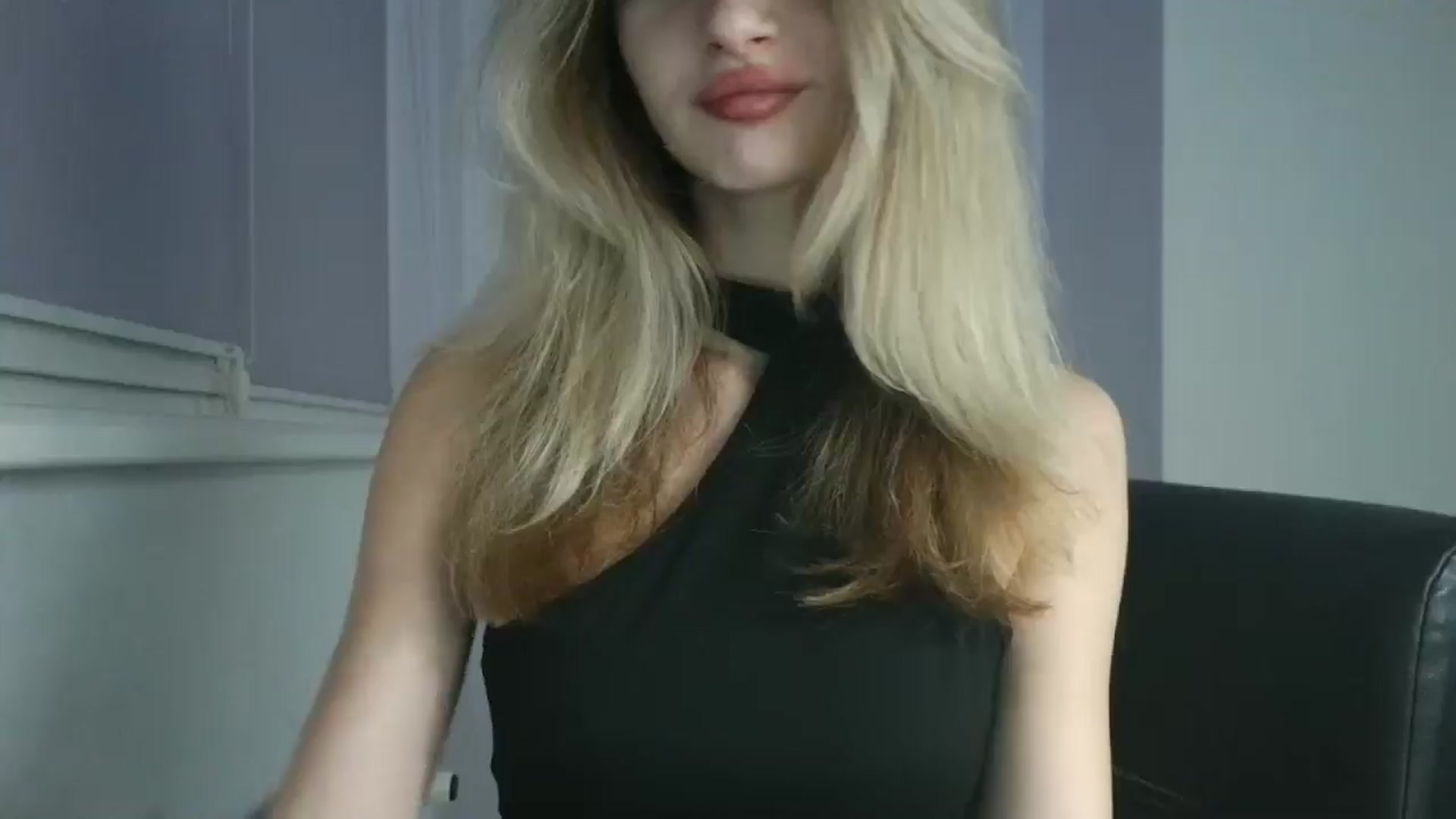 Gallery image thumbnail from MaryyCo's myfreecams stream on, 12/06/2025, 20:50 image 2 of 20
