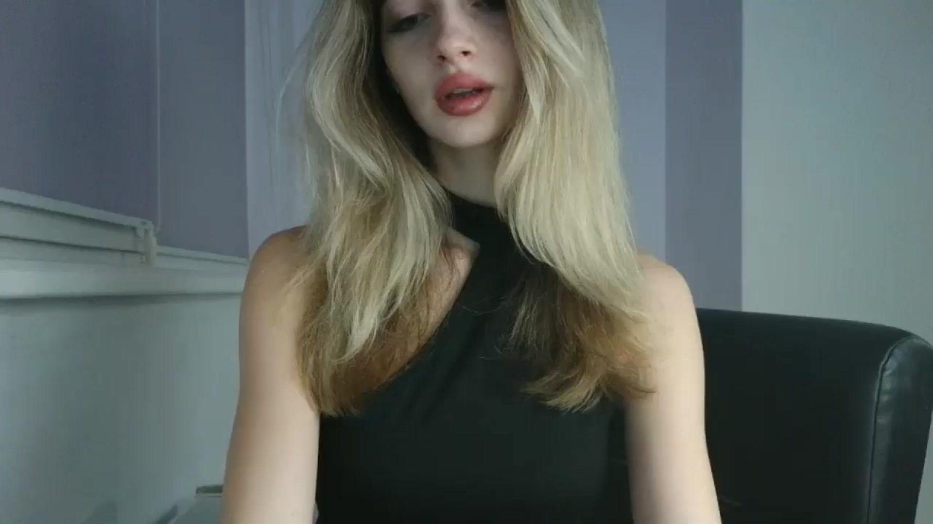 Gallery image thumbnail from MaryyCo's myfreecams stream on, 12/06/2025, 20:50 image 1 of 20
