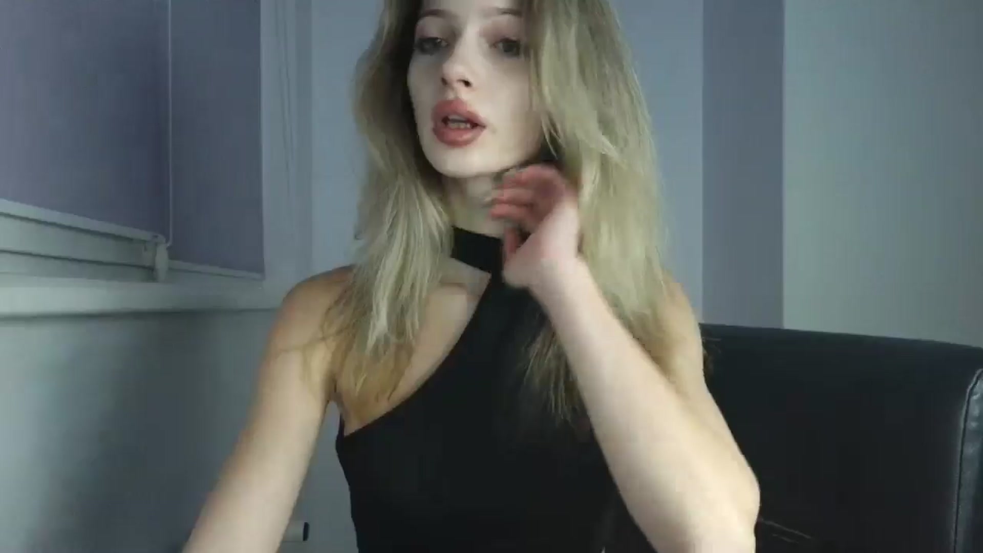 Gallery image thumbnail from MaryyCo's myfreecams stream on, 12/06/2025, 20:50 image 5 of 20