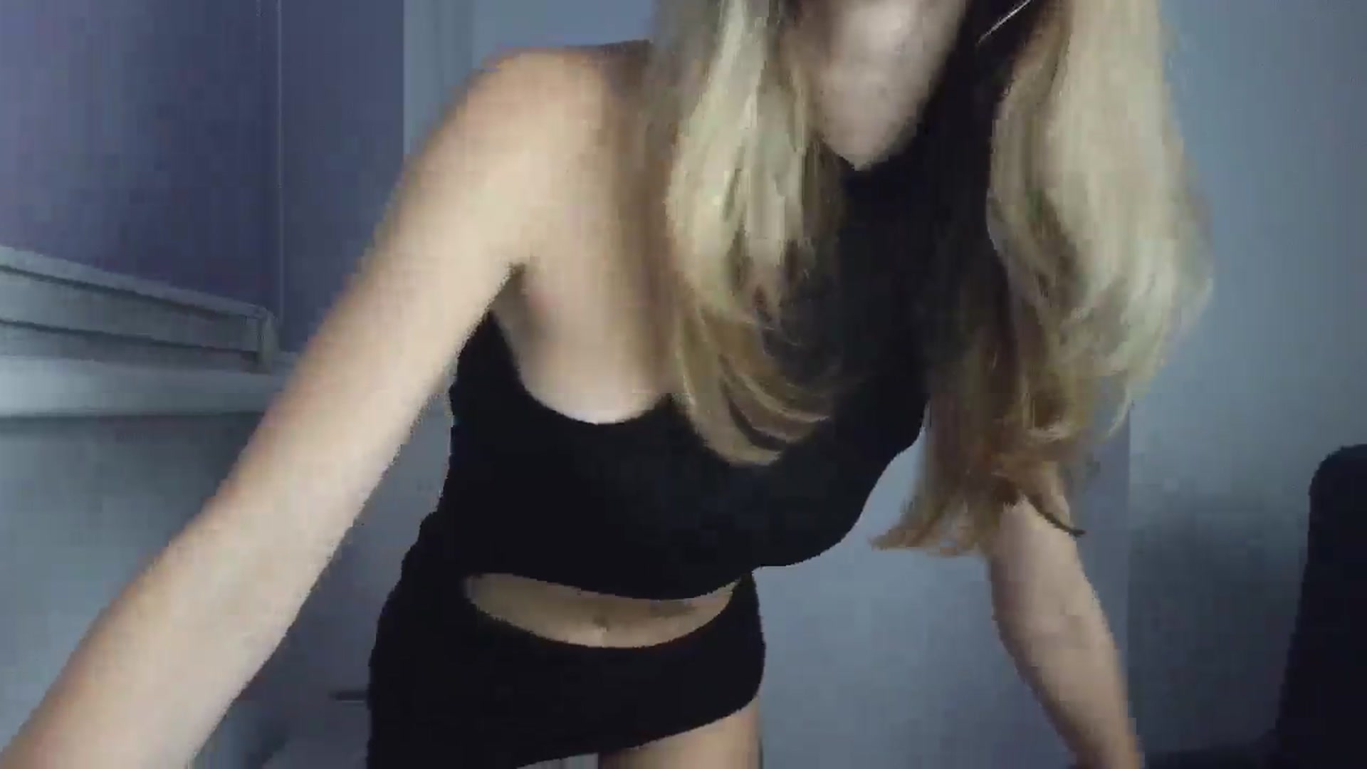 Gallery image thumbnail from MaryyCo's myfreecams stream on, 12/19/2025, 01:58 image 6 of 20