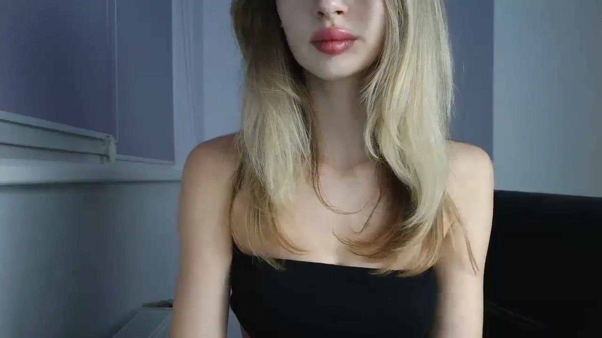 Gallery image thumbnail from MaryyCo's myfreecams stream on, 12/19/2025, 23:39 image 12 of 20