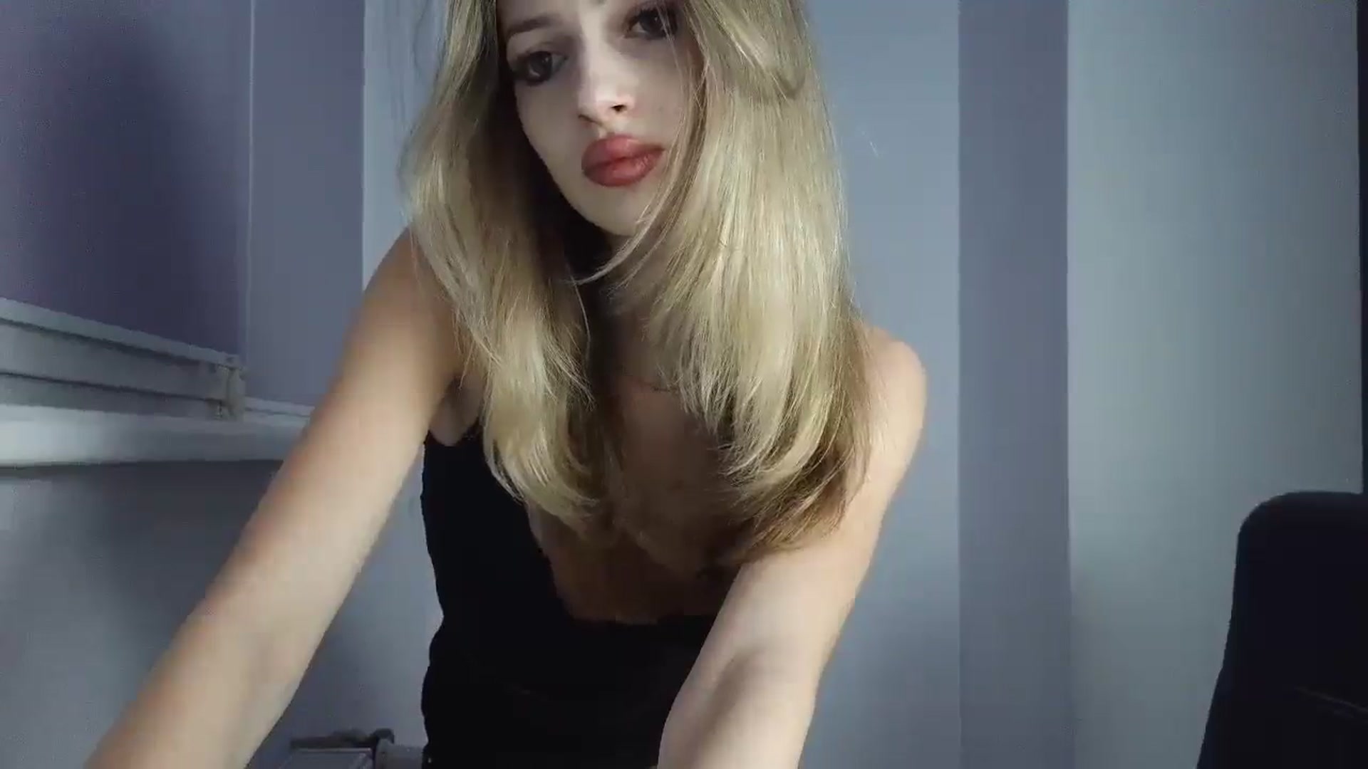 Gallery image thumbnail from MaryyCo's myfreecams stream on, 12/27/2025, 21:52 image 3 of 20