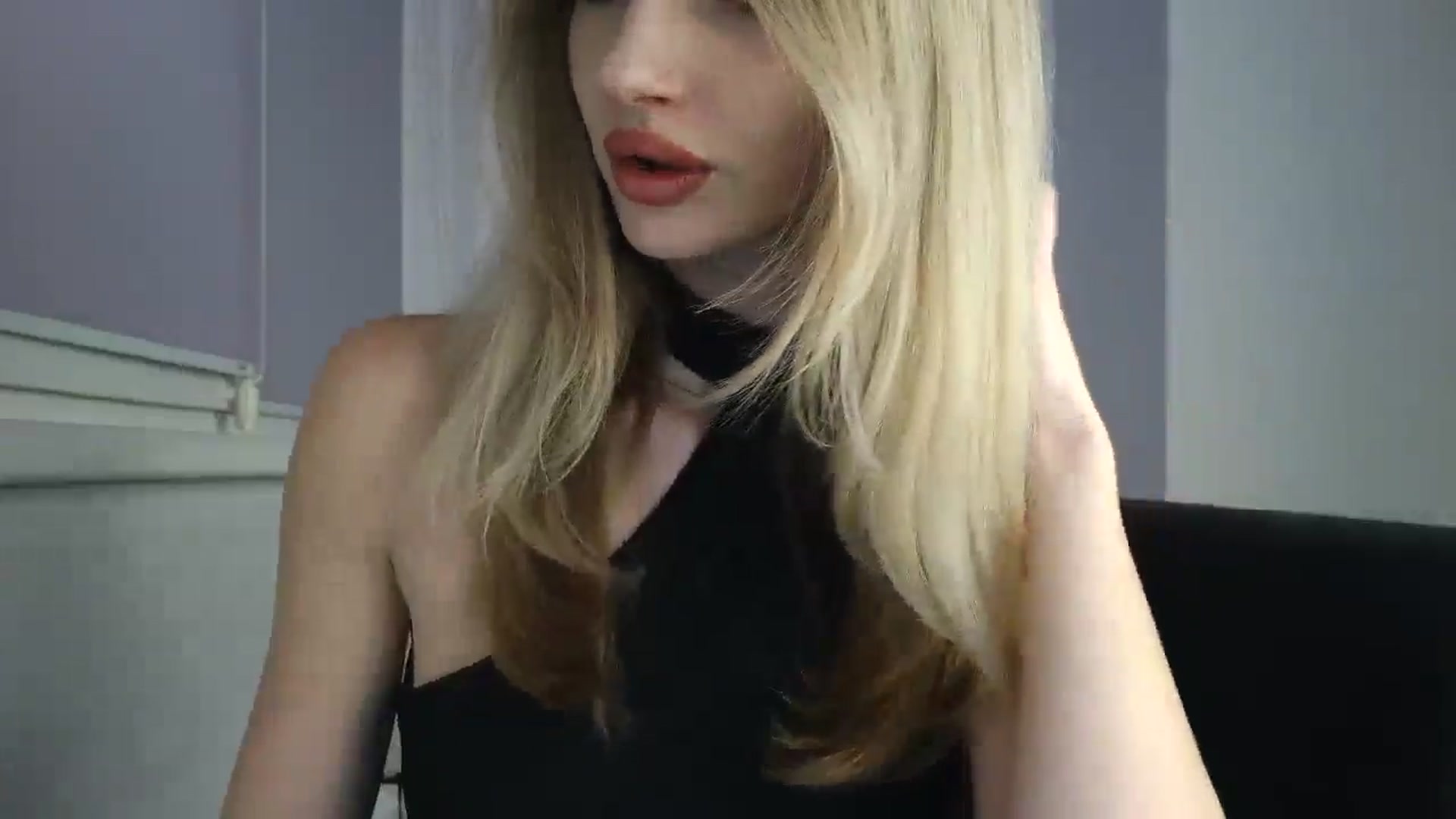 Gallery image thumbnail from MaryyCo's myfreecams stream on, 12/30/2025, 02:59 image 6 of 20