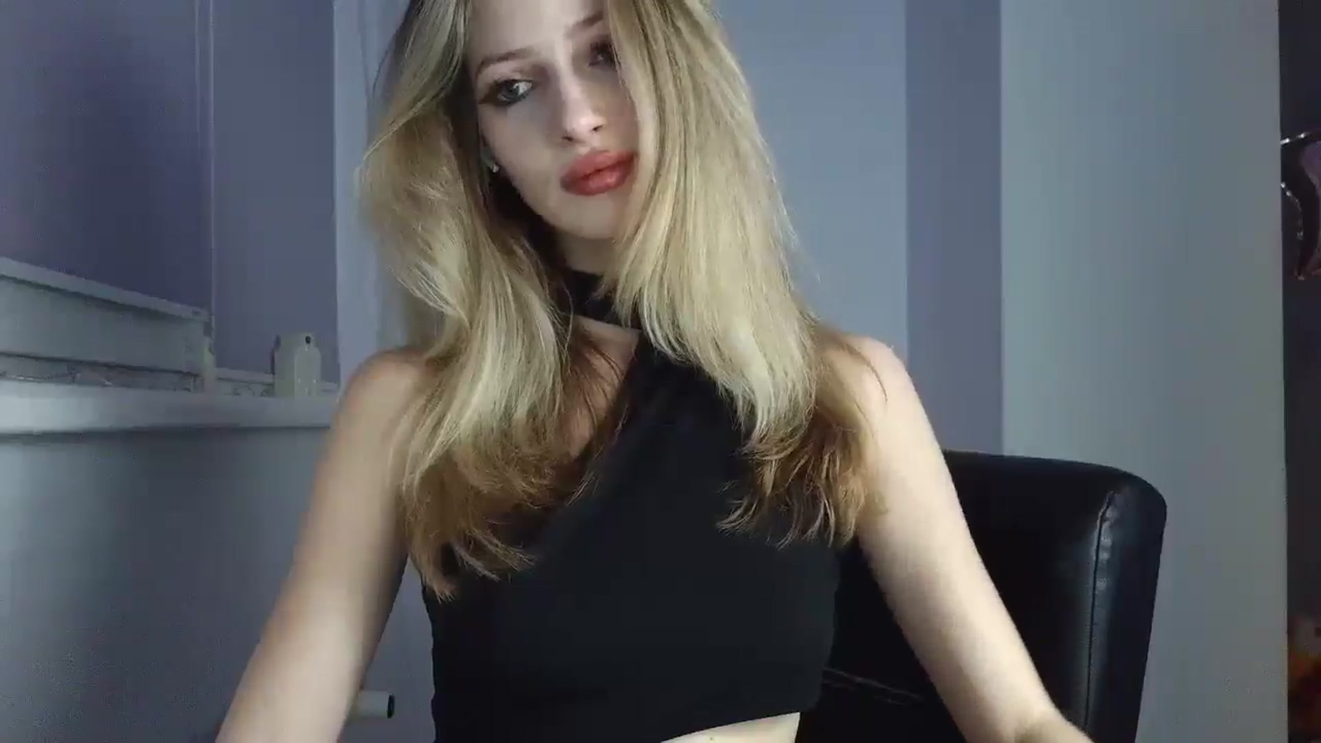 Gallery image thumbnail from MaryyCo's myfreecams stream on, 01/06/2026, 24:58 image 4 of 20