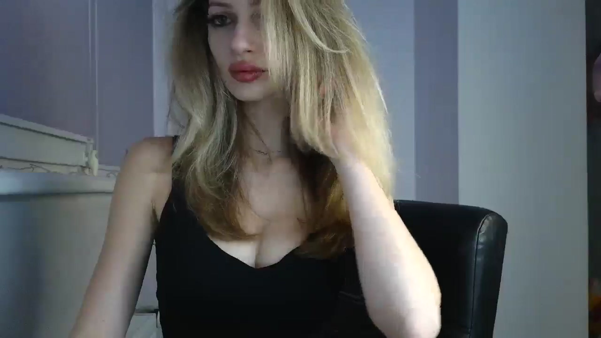Gallery image thumbnail from MaryyCo's myfreecams stream on, 01/06/2026, 01:59 image 13 of 20