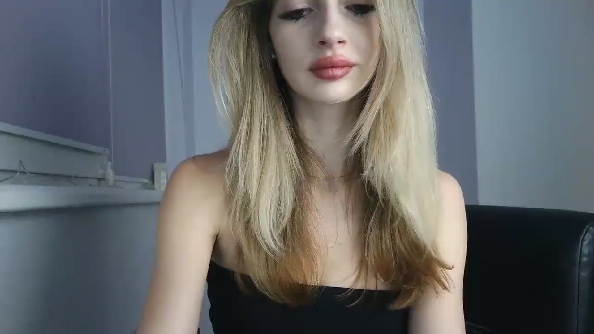 Gallery image thumbnail from MaryyCo's myfreecams stream on, 01/07/2026, 24:50 image 10 of 20