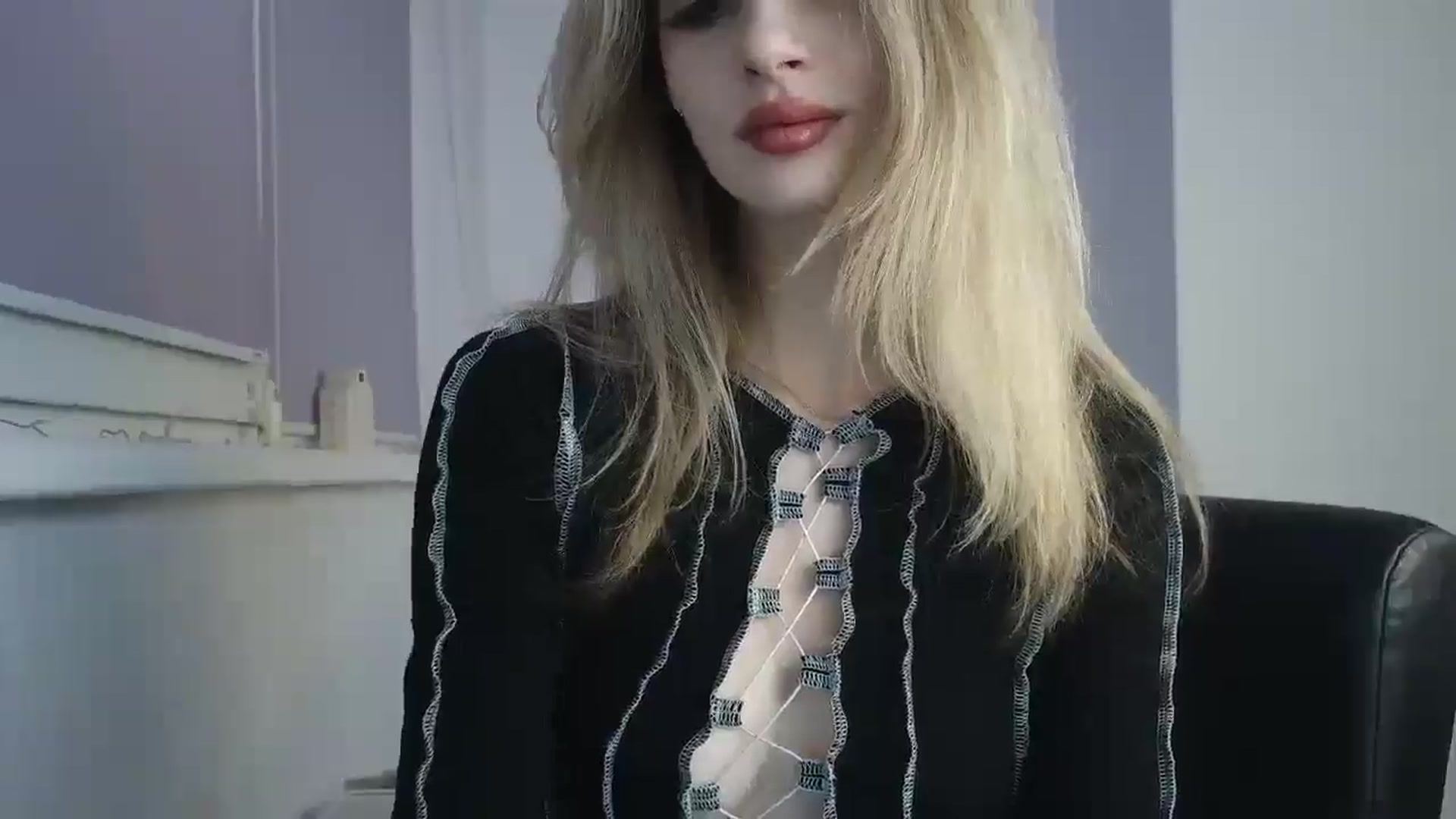Gallery image thumbnail from MaryyCo's myfreecams stream on, 01/08/2026, 23:16 image 4 of 20