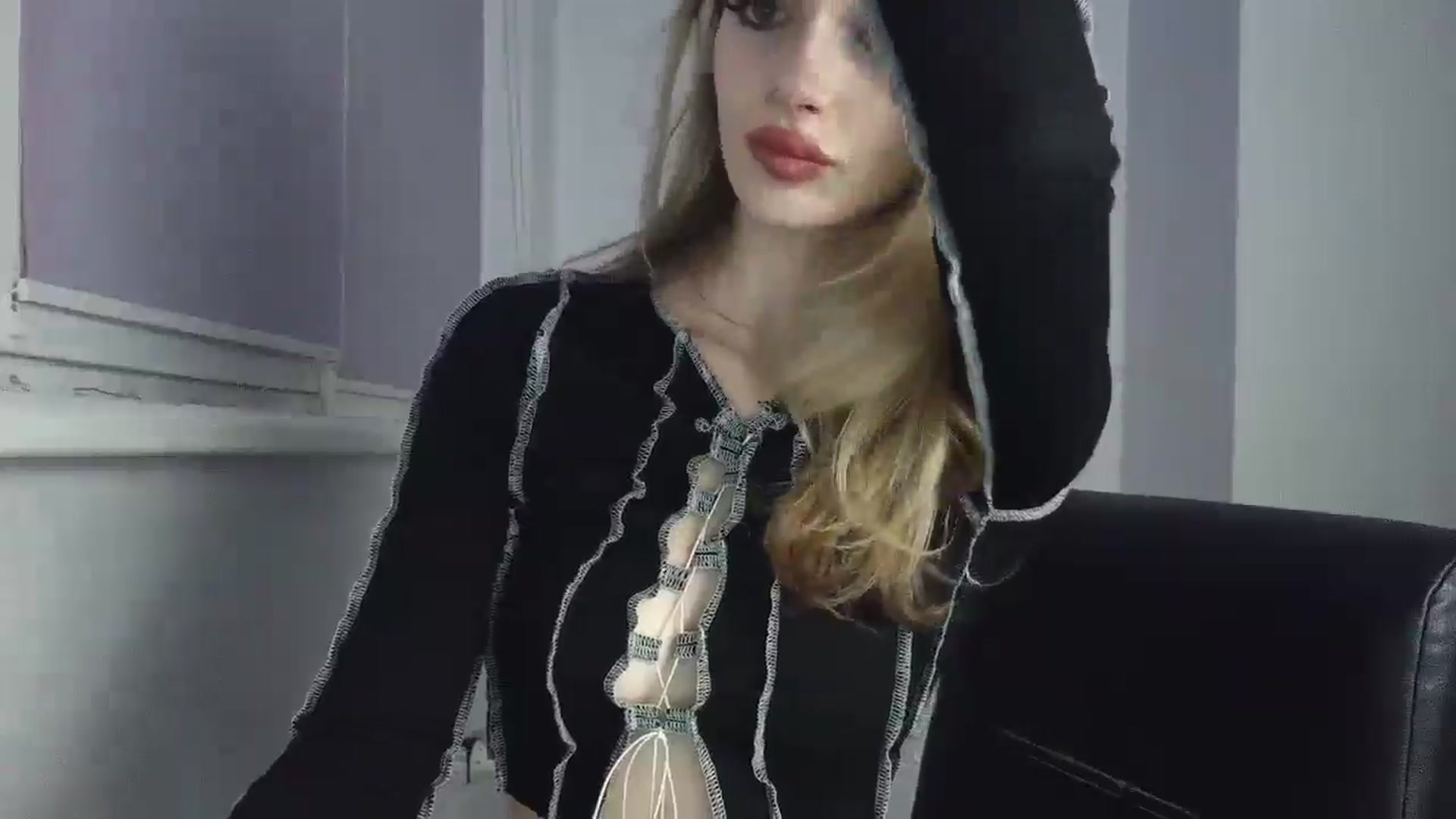 Gallery image thumbnail from MaryyCo's myfreecams stream on, 01/16/2026, 18:57 image 13 of 20
