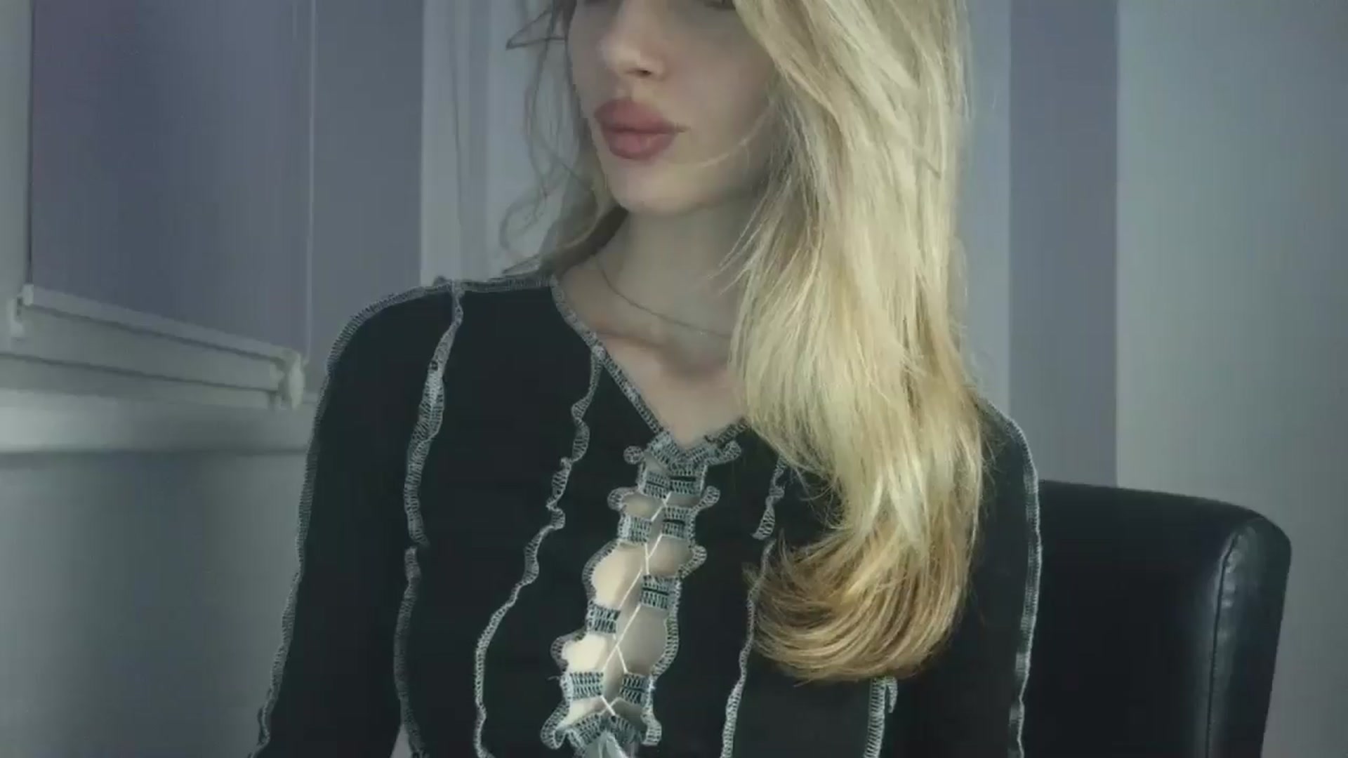 Gallery image thumbnail from MaryyCo's myfreecams stream on, 01/25/2026, 23:25 image 7 of 20