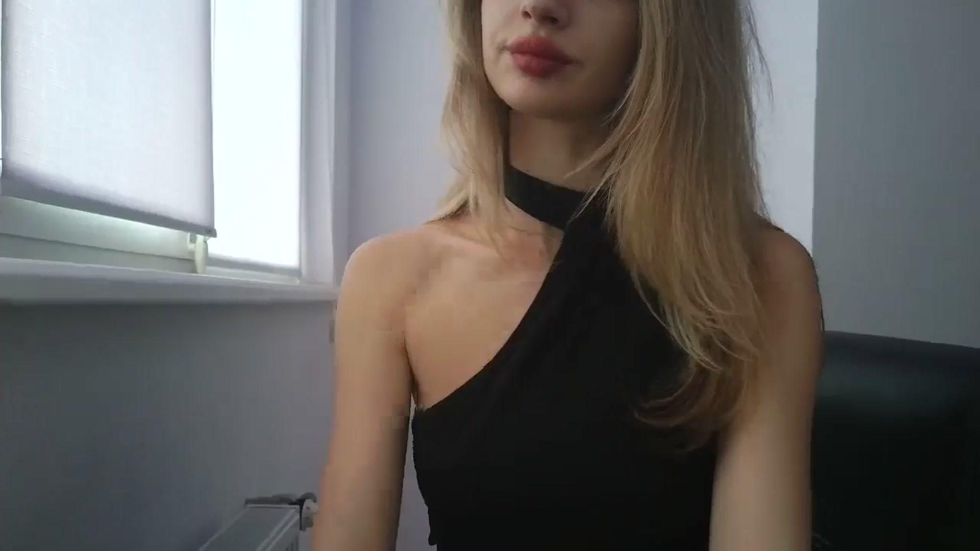 Gallery image thumbnail from MaryyCo's myfreecams stream on, 01/29/2026, 14:32 image 9 of 20